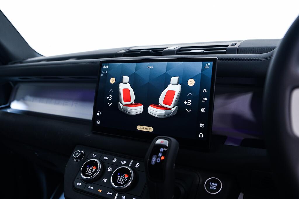 Land Rover Defender 110 - Image 20
