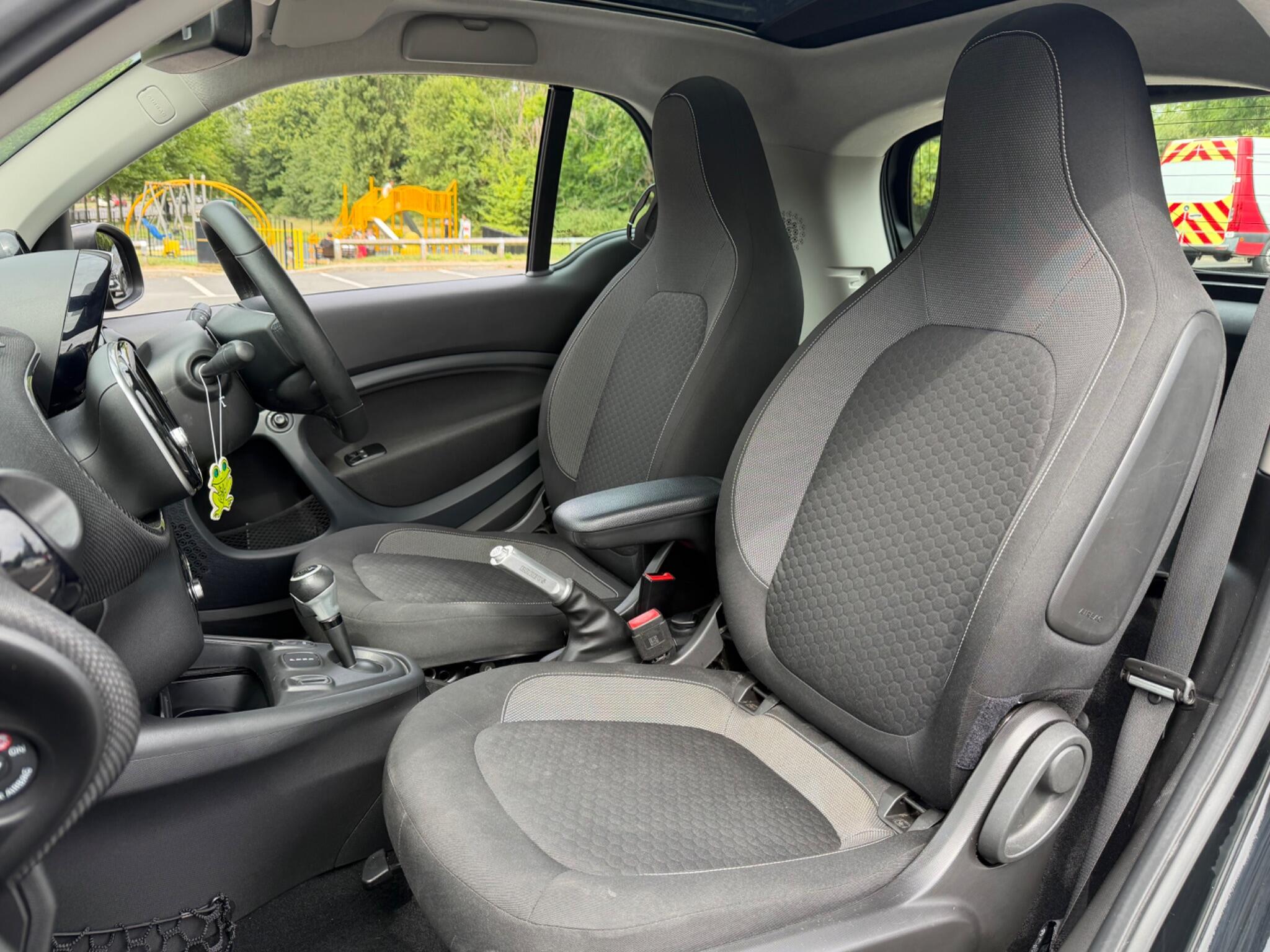 Smart Fortwo - Image 11