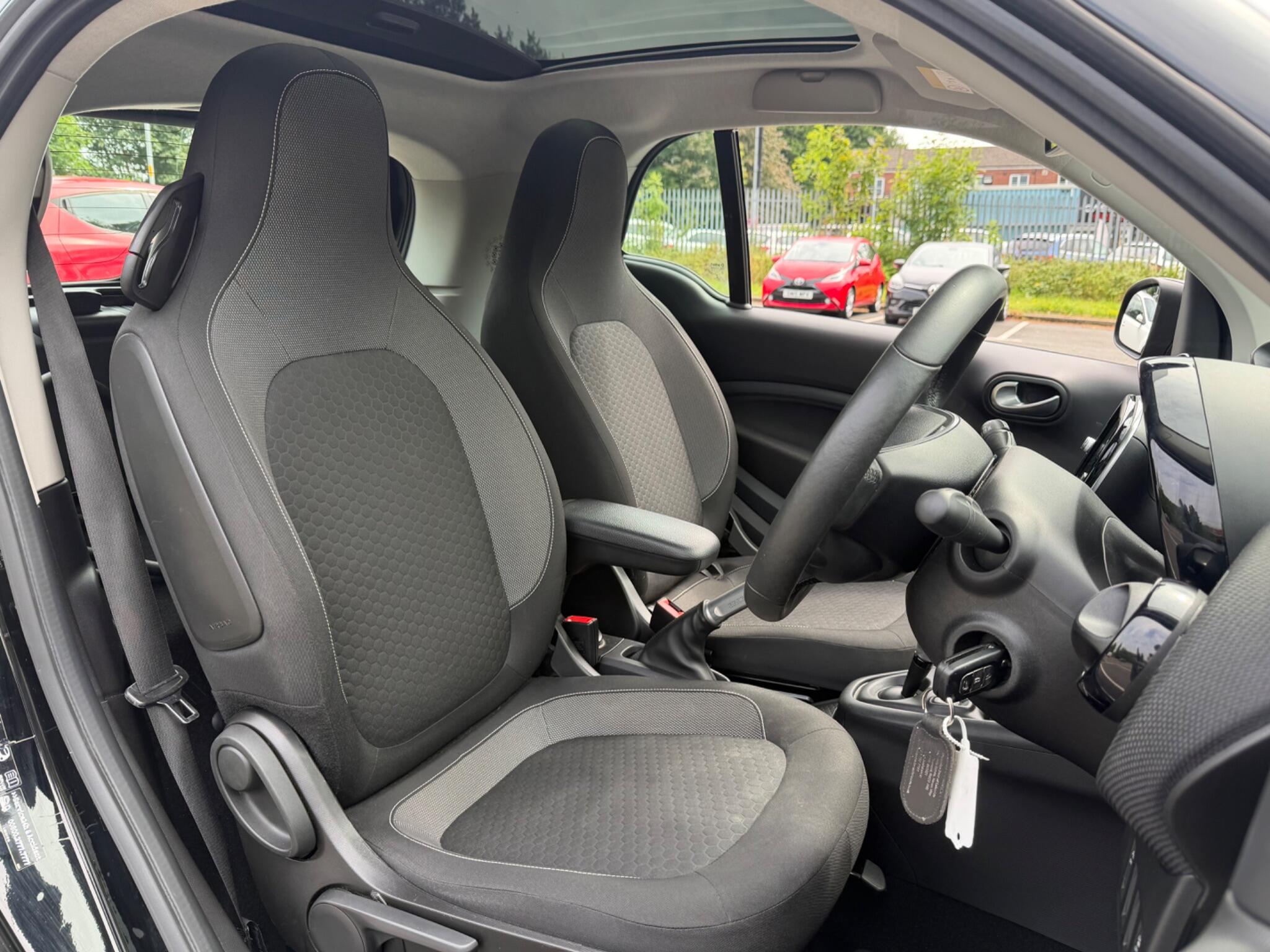 Smart Fortwo - Image 12