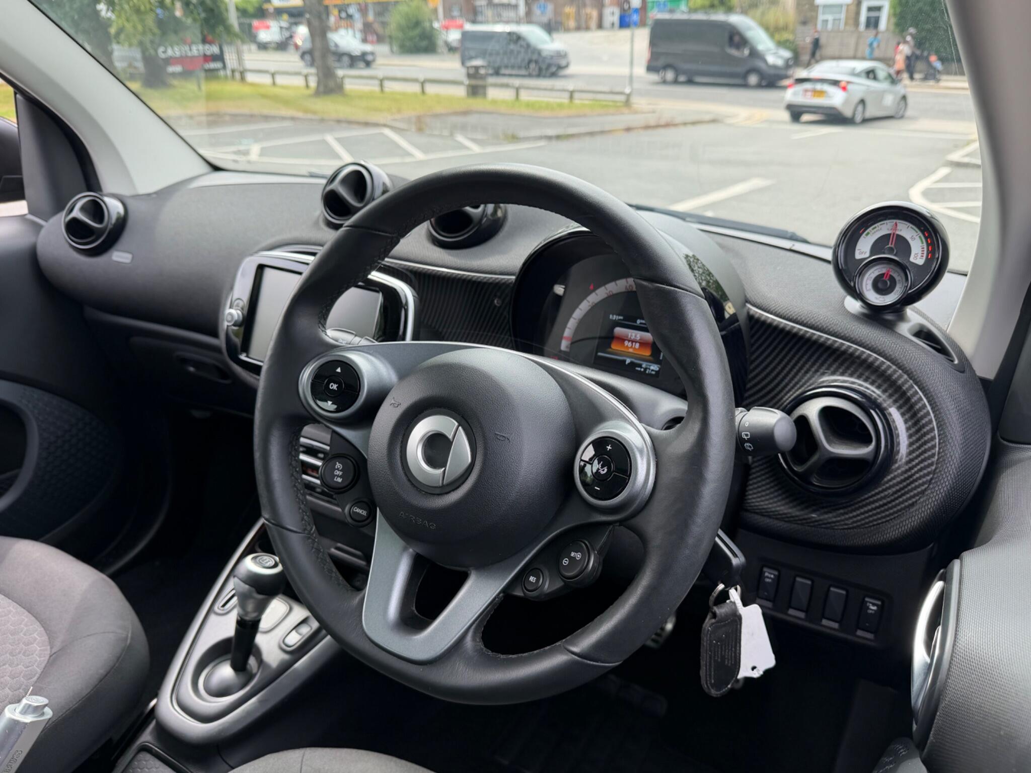 Smart Fortwo - Image 18