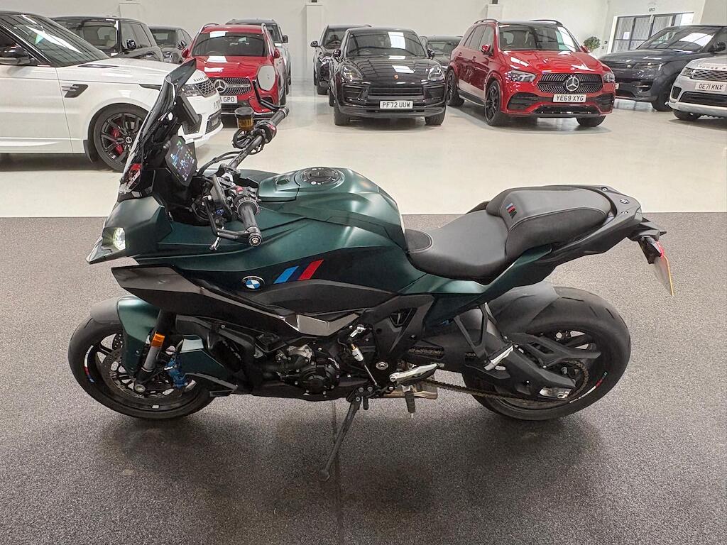 BMW M 1000 XR - Image 3