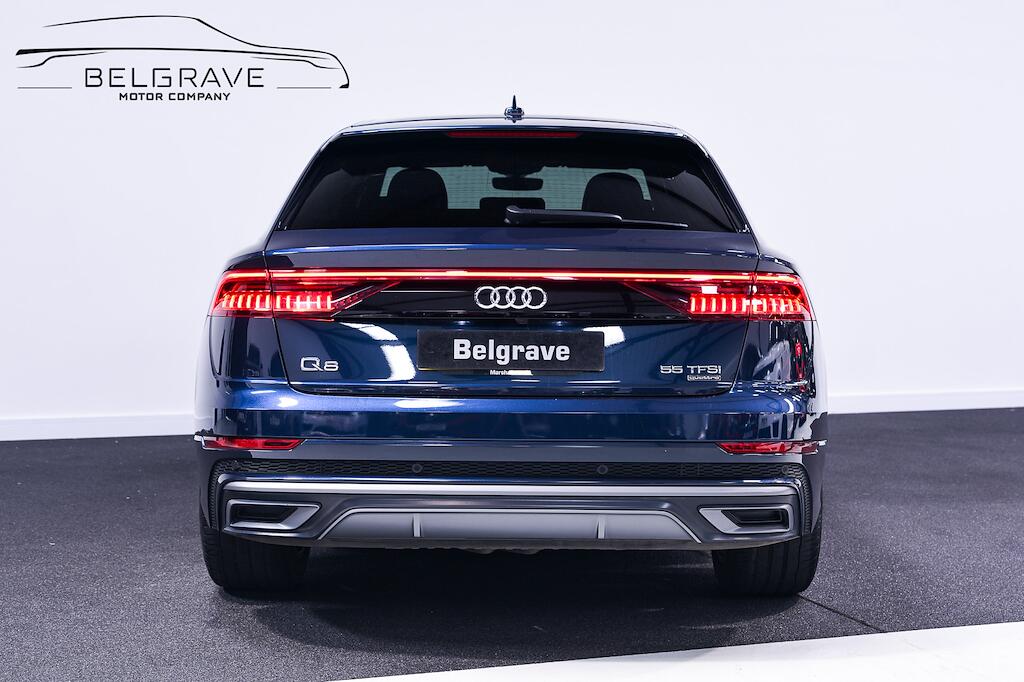 Audi Q8 - Image 6