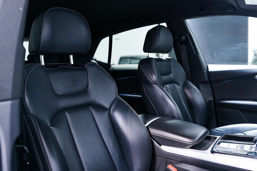 Audi Q8 - Image 10