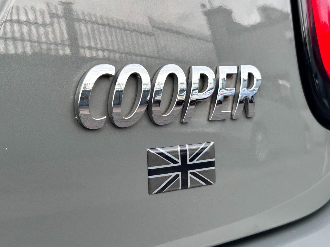 MINI Hatch - Image 17