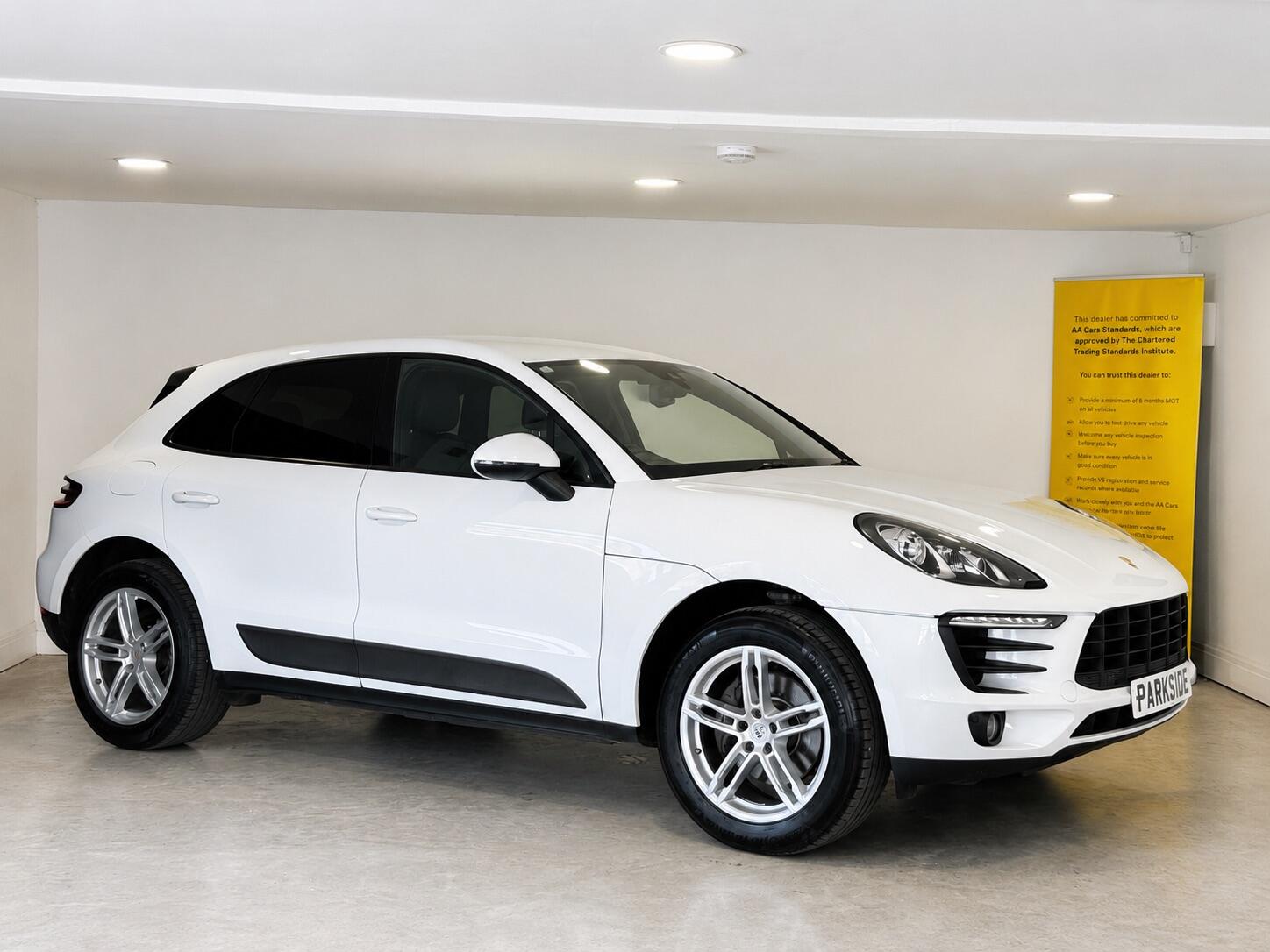 Porsche Macan - Image 10
