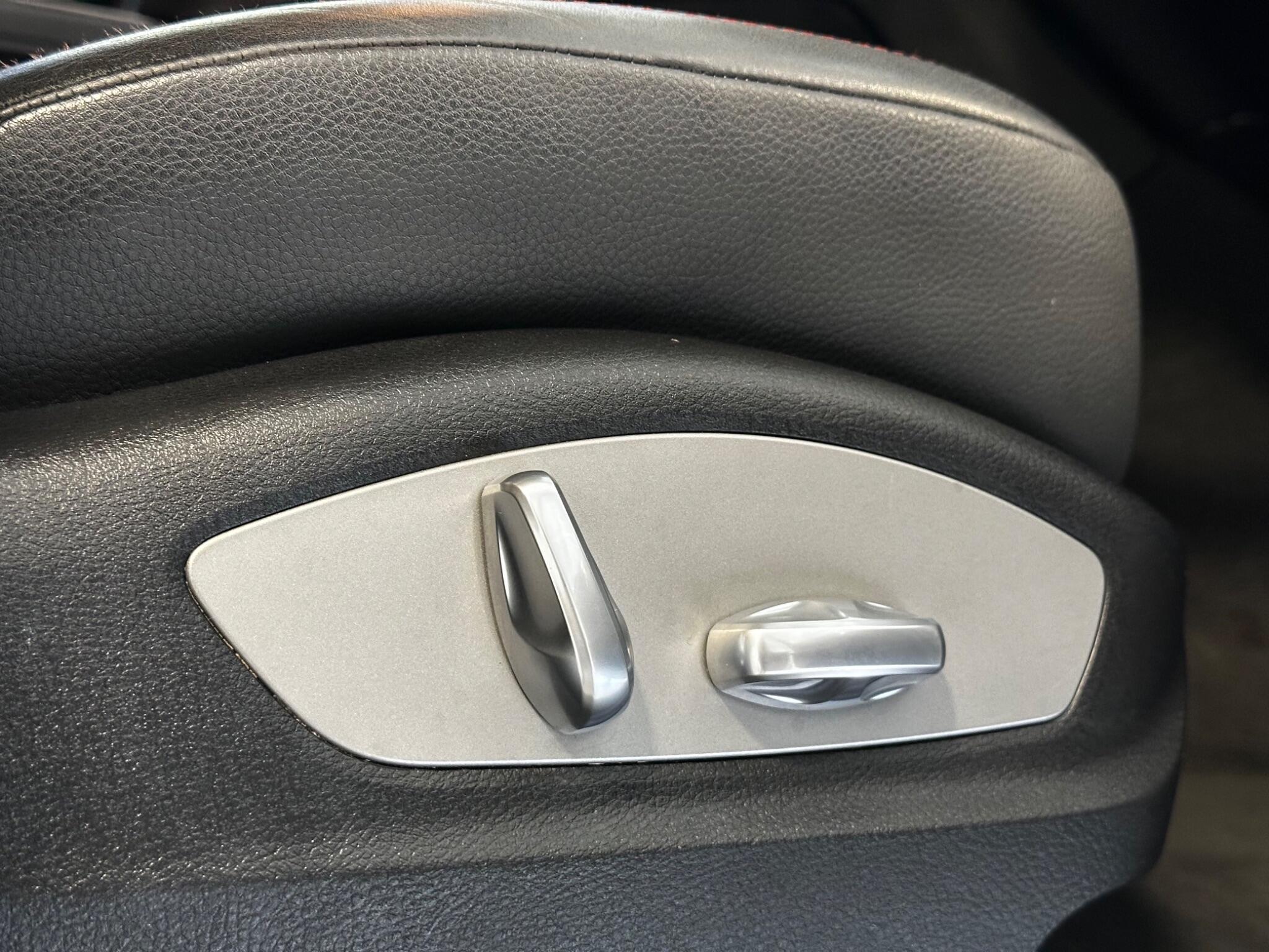Porsche Macan - Image 15