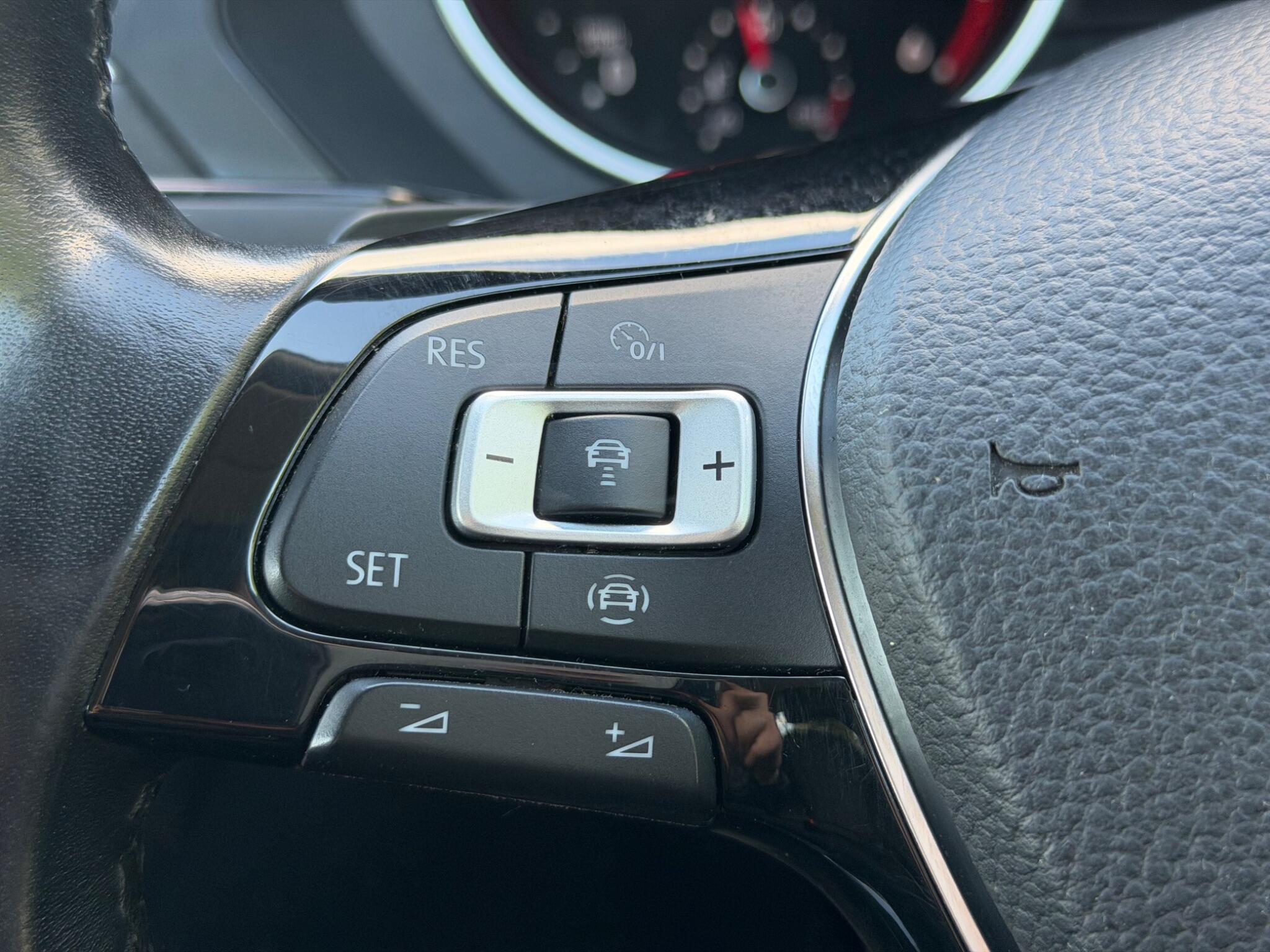 Volkswagen Tiguan Allspace - Image 33