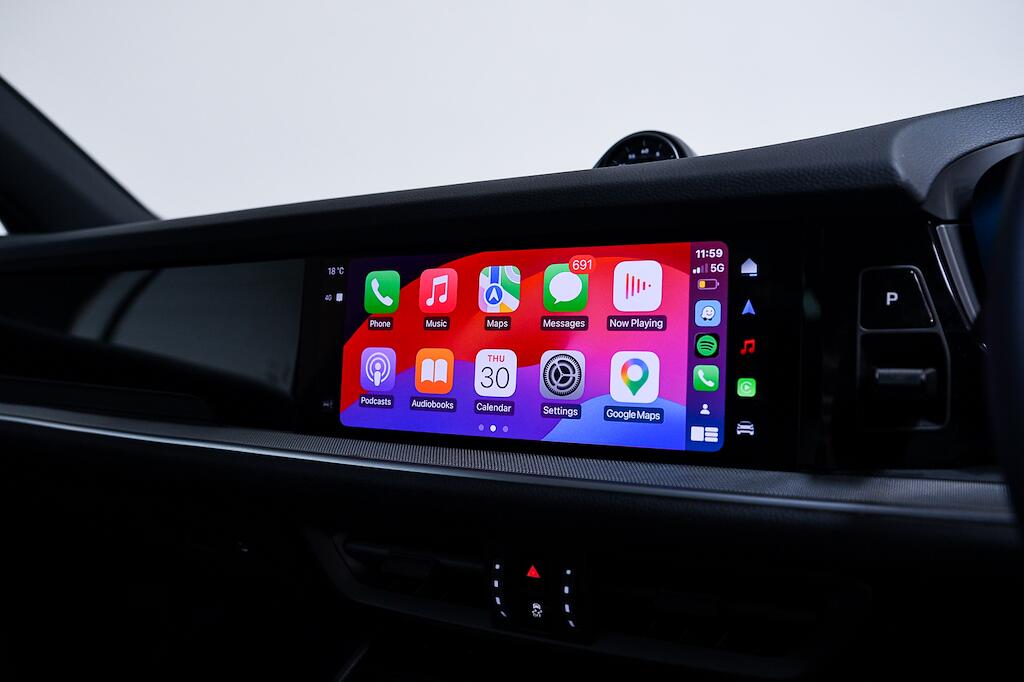 Porsche Cayenne - Image 19