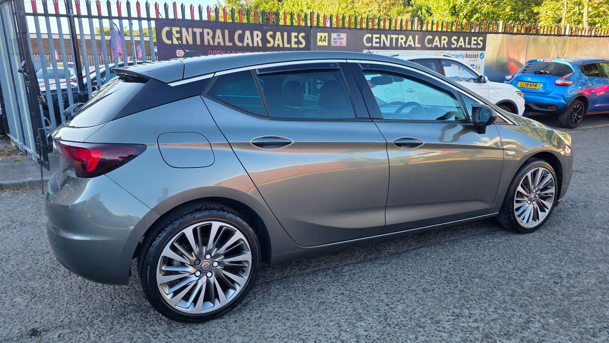 Vauxhall Astra - Image 8