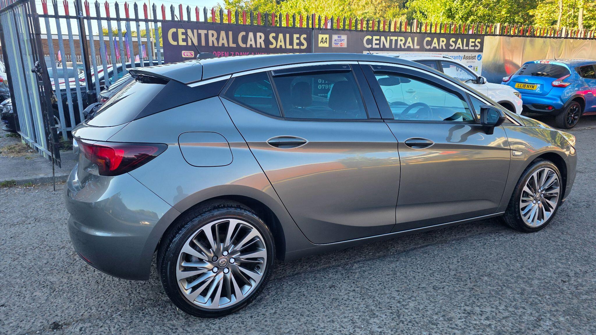 Vauxhall Astra - Image 9