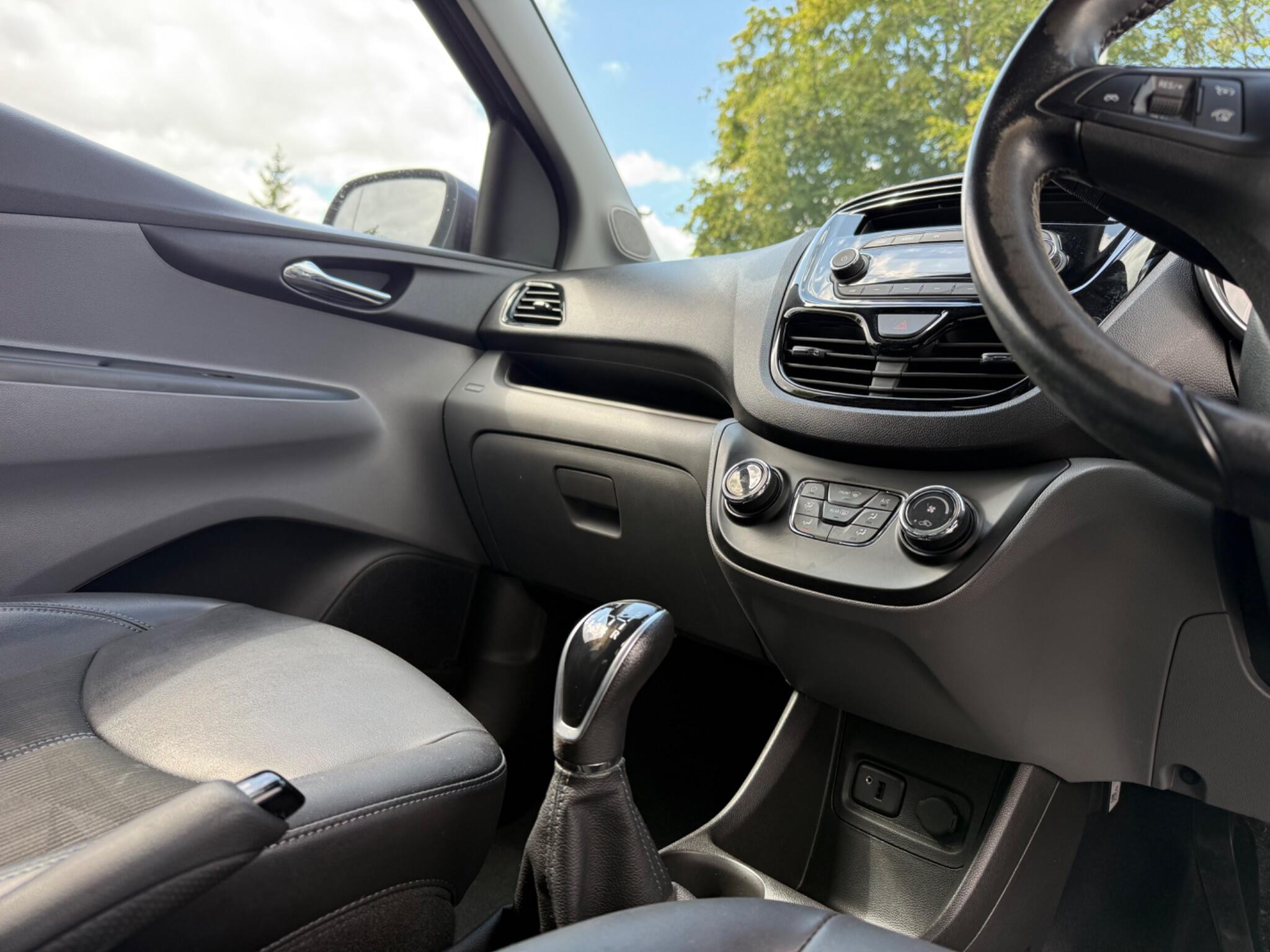 Vauxhall Viva - Image 10