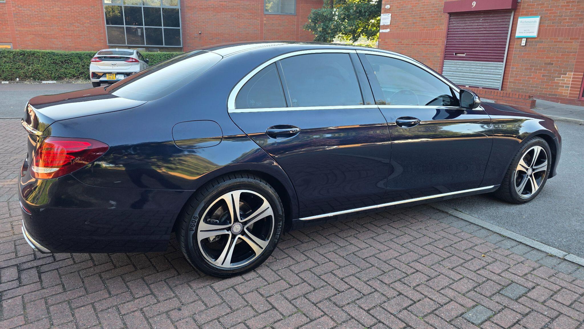 Mercedes E Class - Image 9
