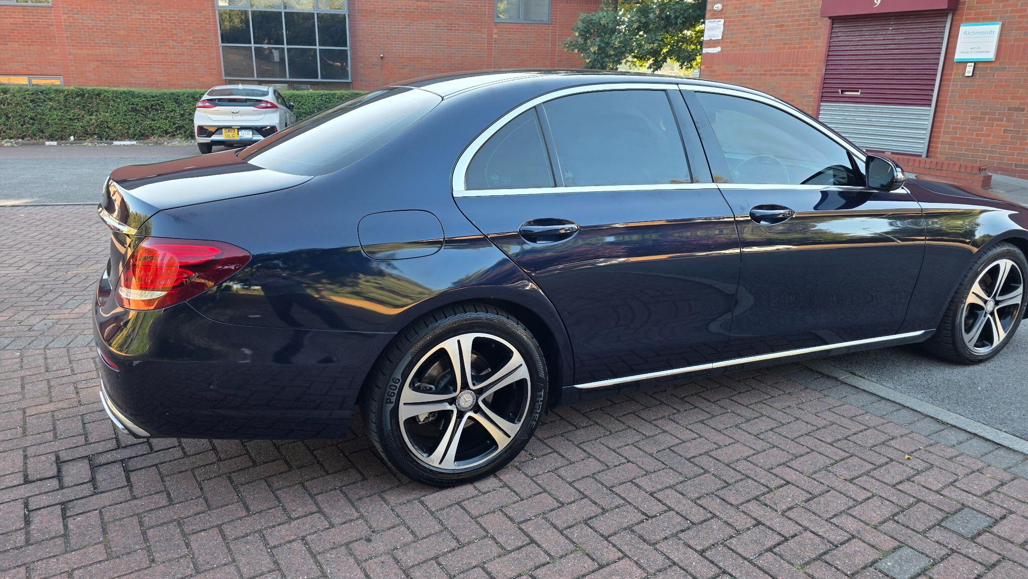 Mercedes E Class - Image 10