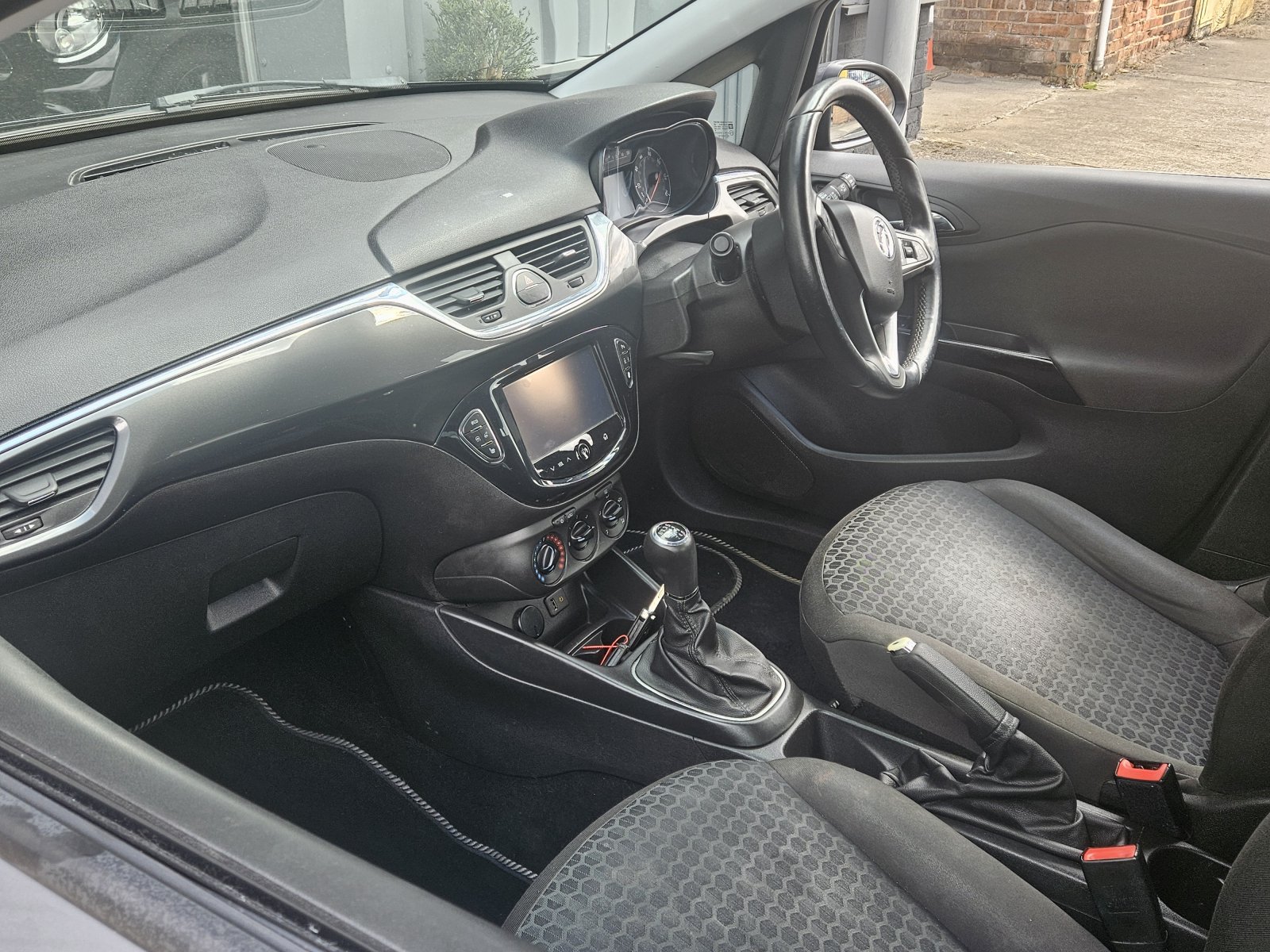 Vauxhall Corsa - Image 10