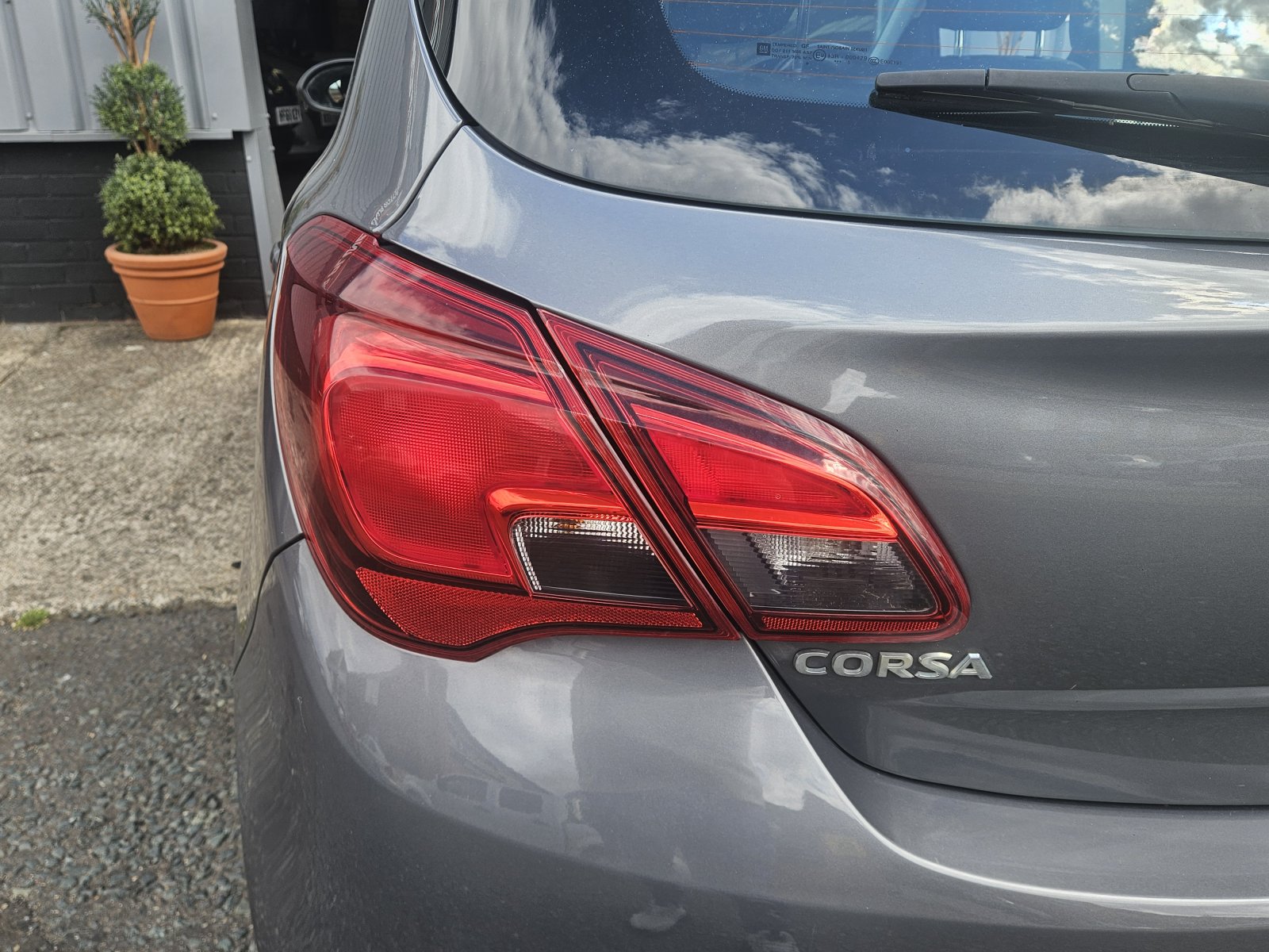 Vauxhall Corsa - Image 15
