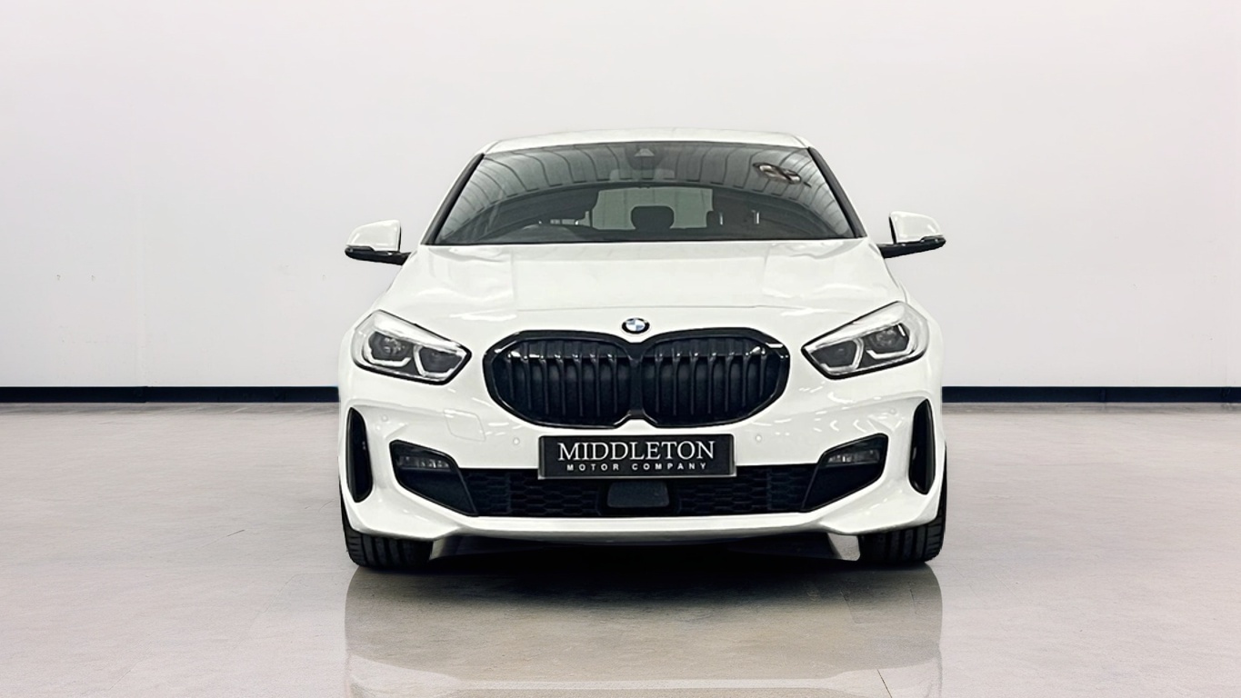 BMW 1 Series - Image 3