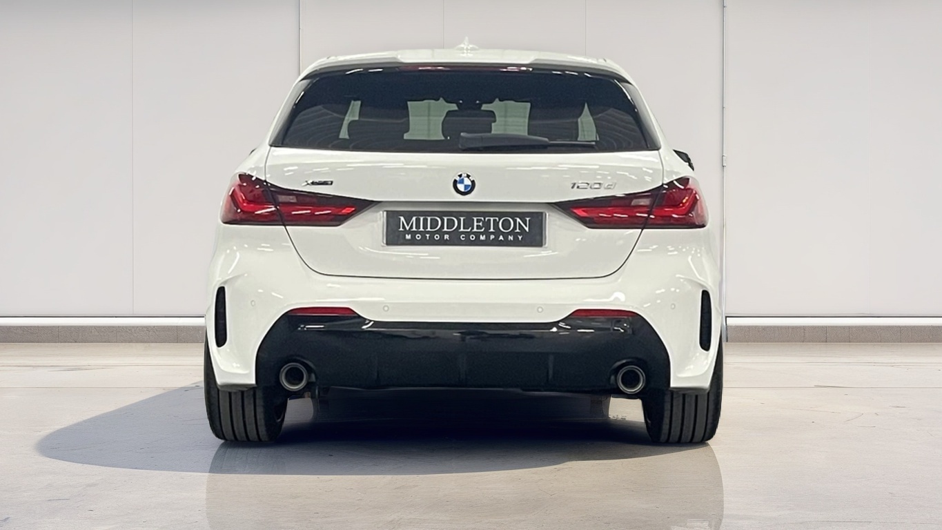 BMW 1 Series - Image 15