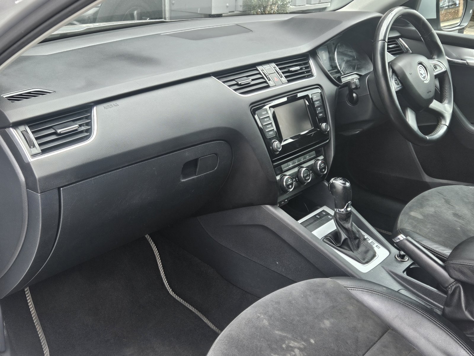Skoda Octavia - Image 14