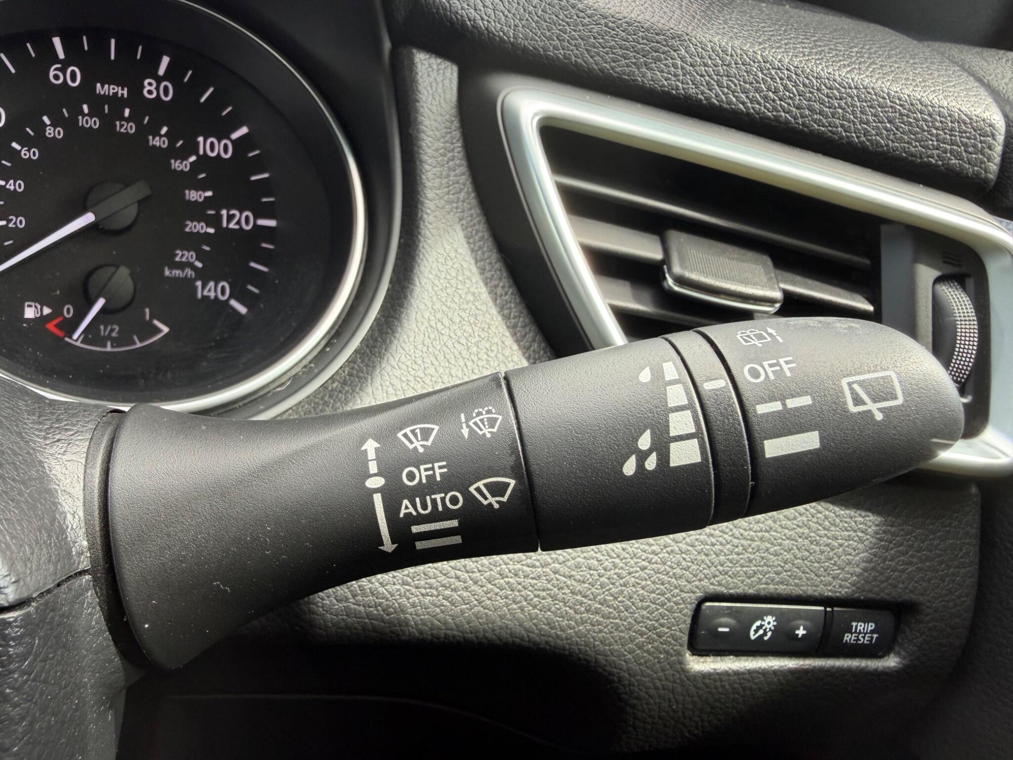 Nissan Qashqai - Image 34