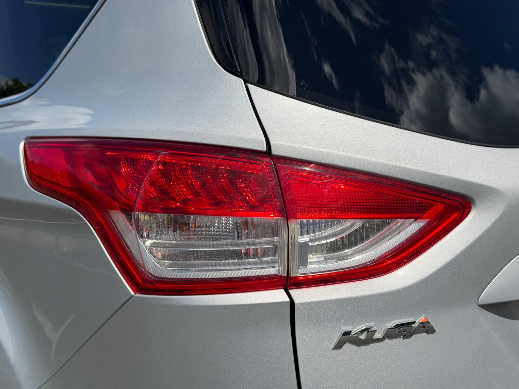 Ford Kuga - Image 20