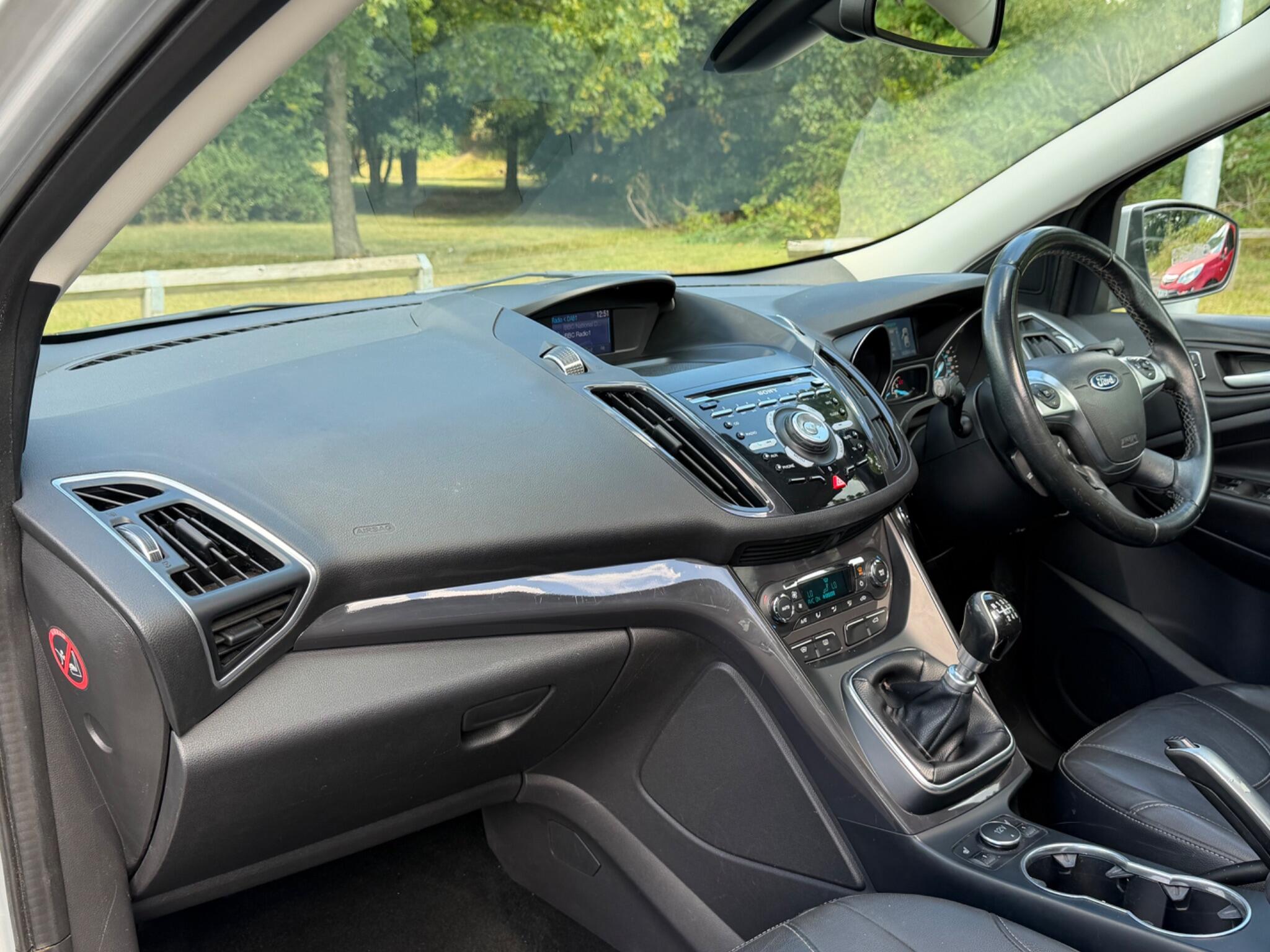 Ford Kuga - Image 27