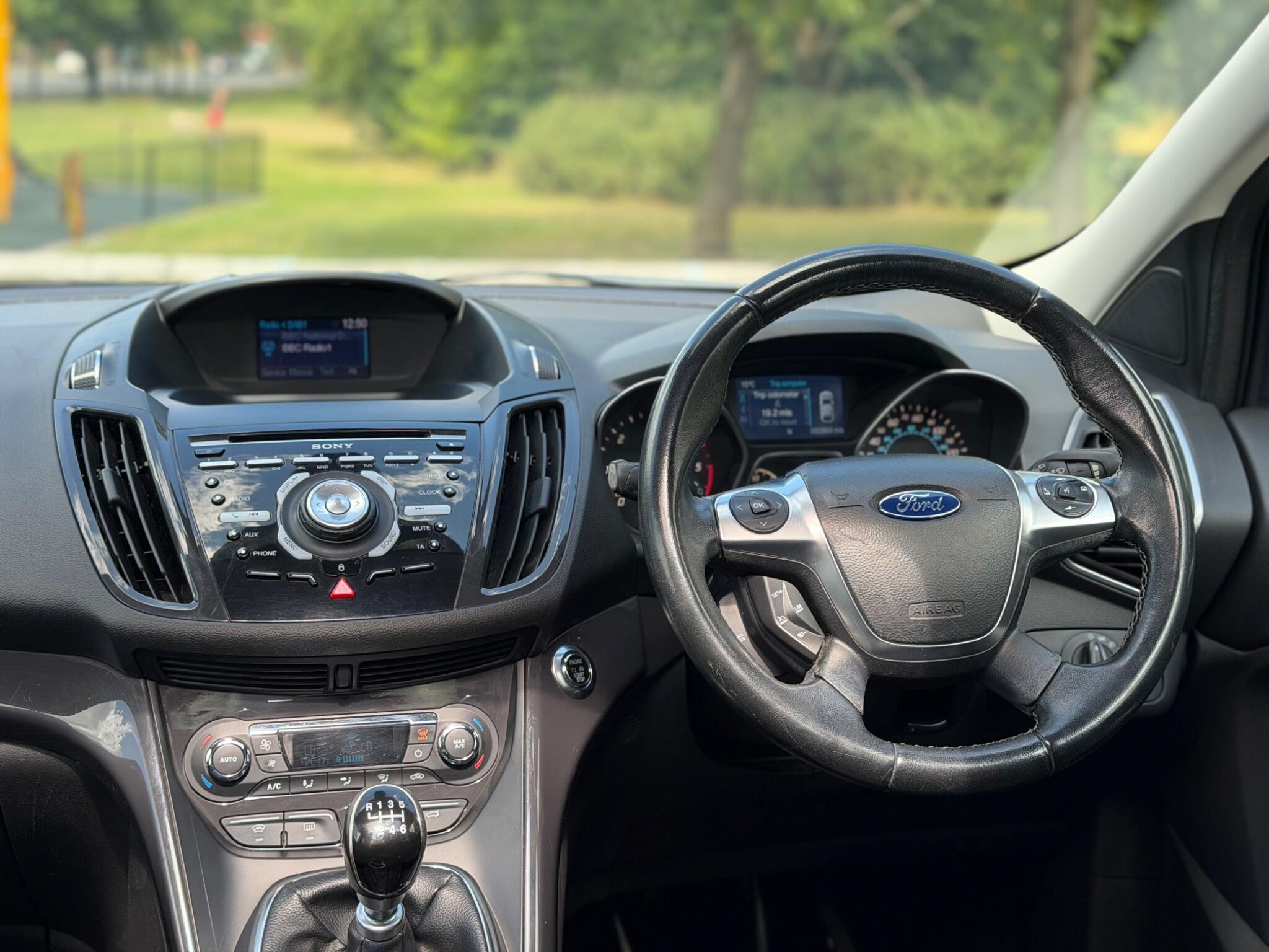 Ford Kuga - Image 28
