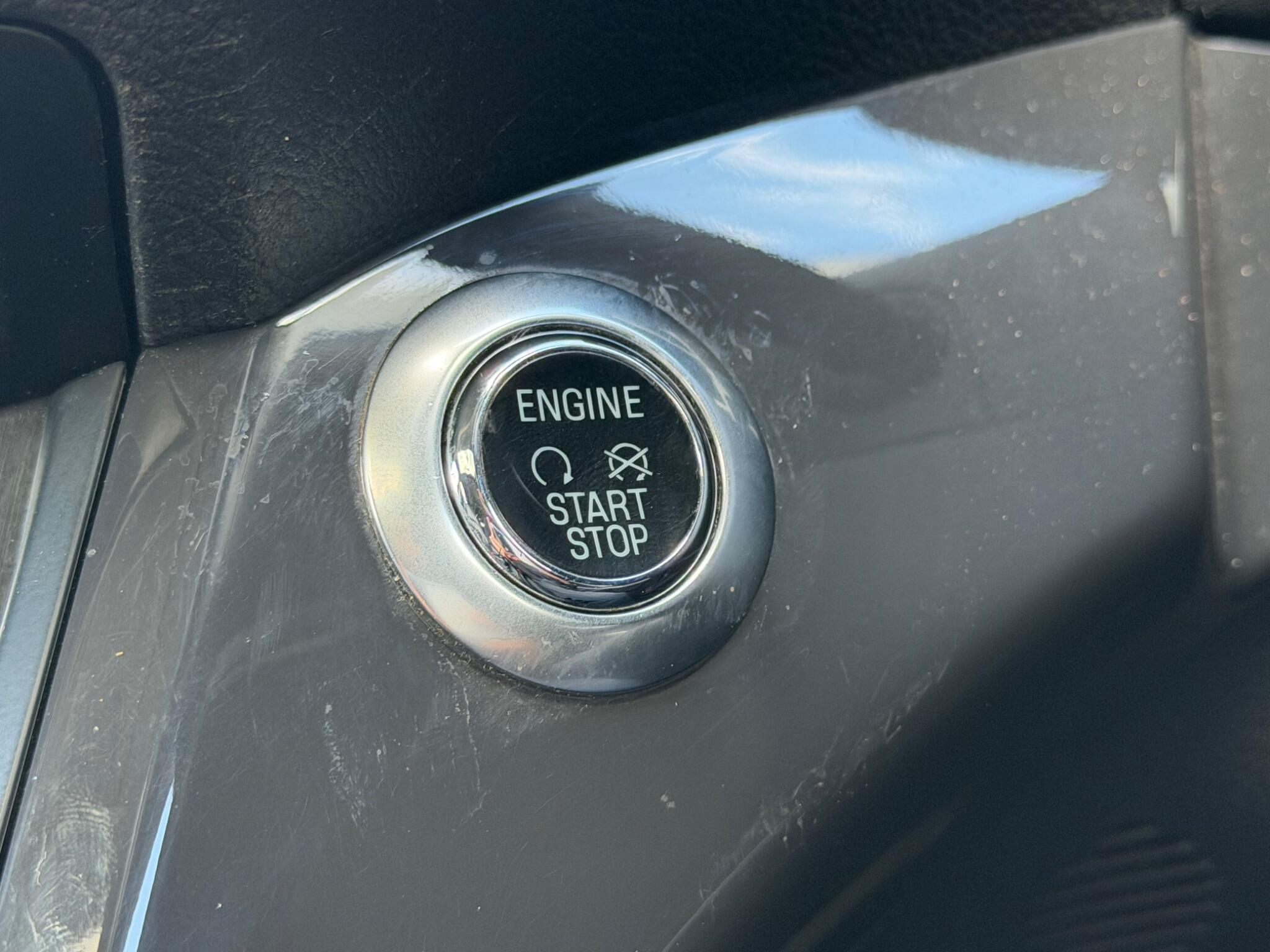 Ford Kuga - Image 38
