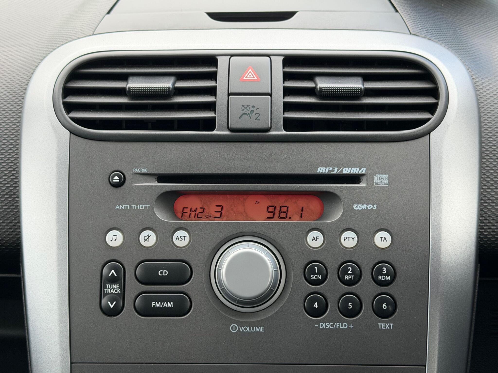 Suzuki Splash - Image 19