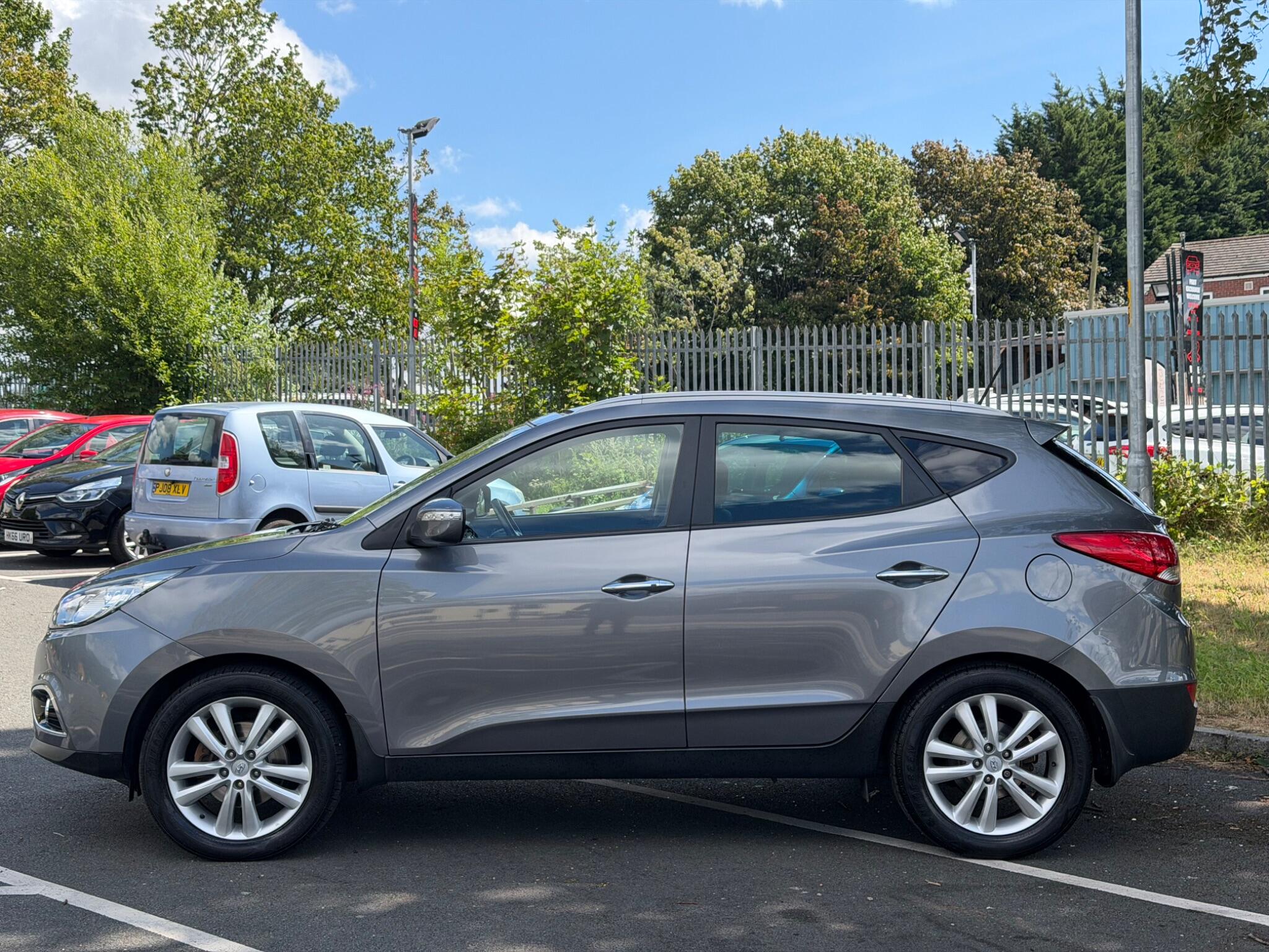 Hyundai ix35 - Image 8