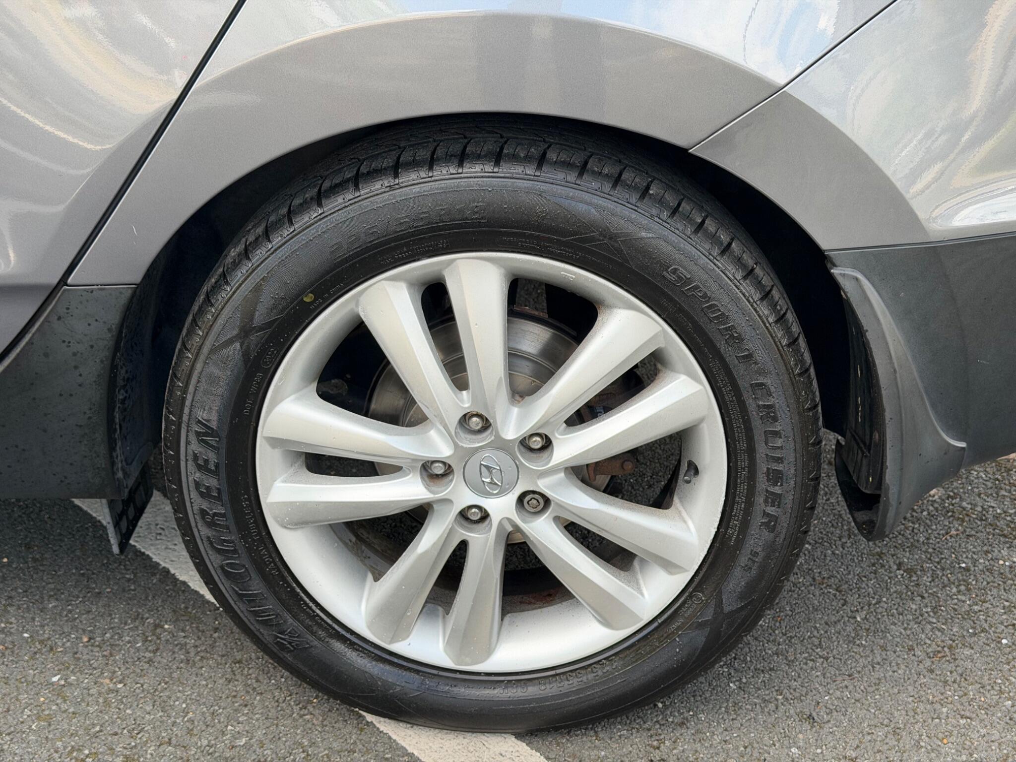 Hyundai ix35 - Image 13