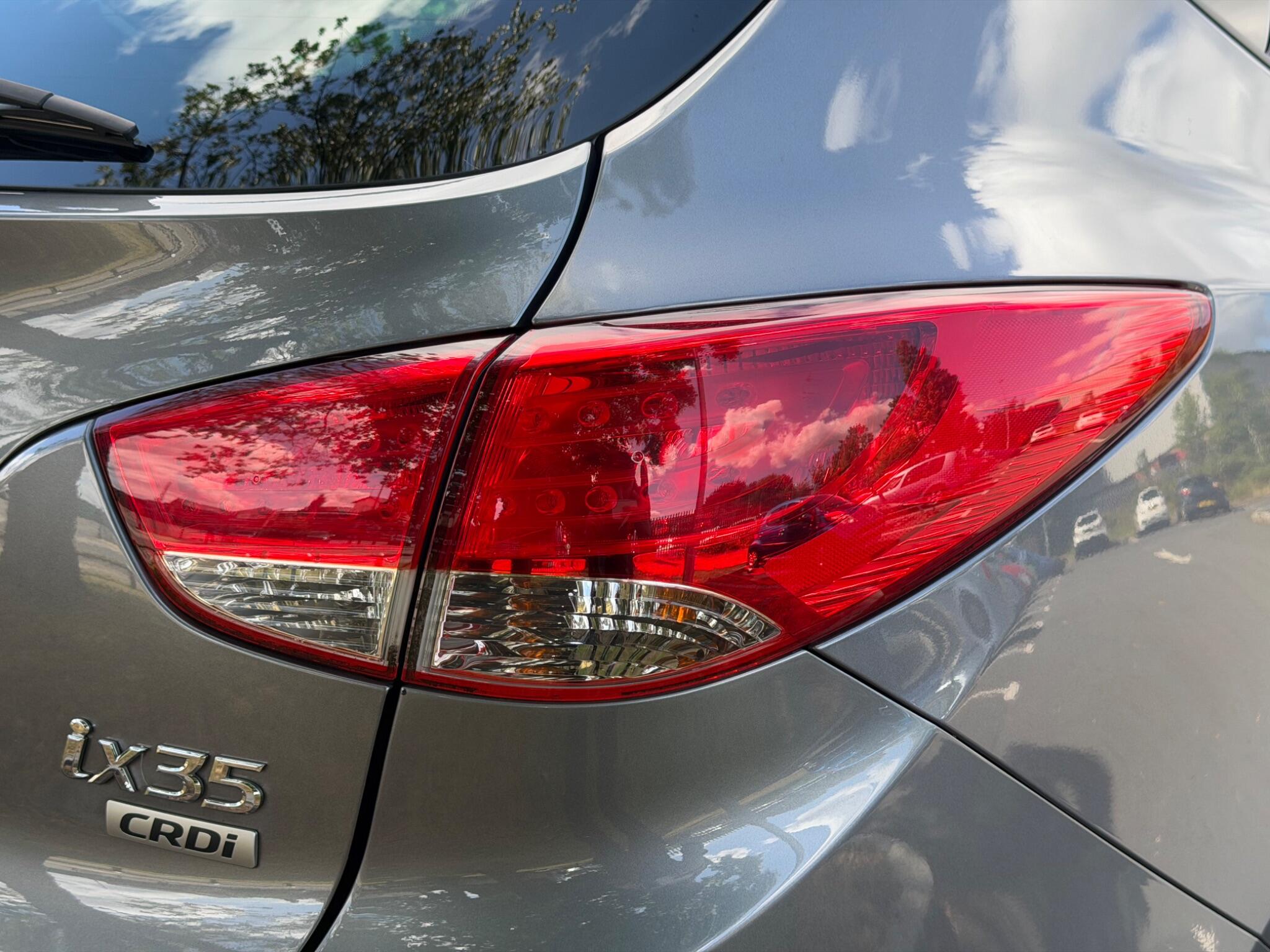 Hyundai ix35 - Image 17