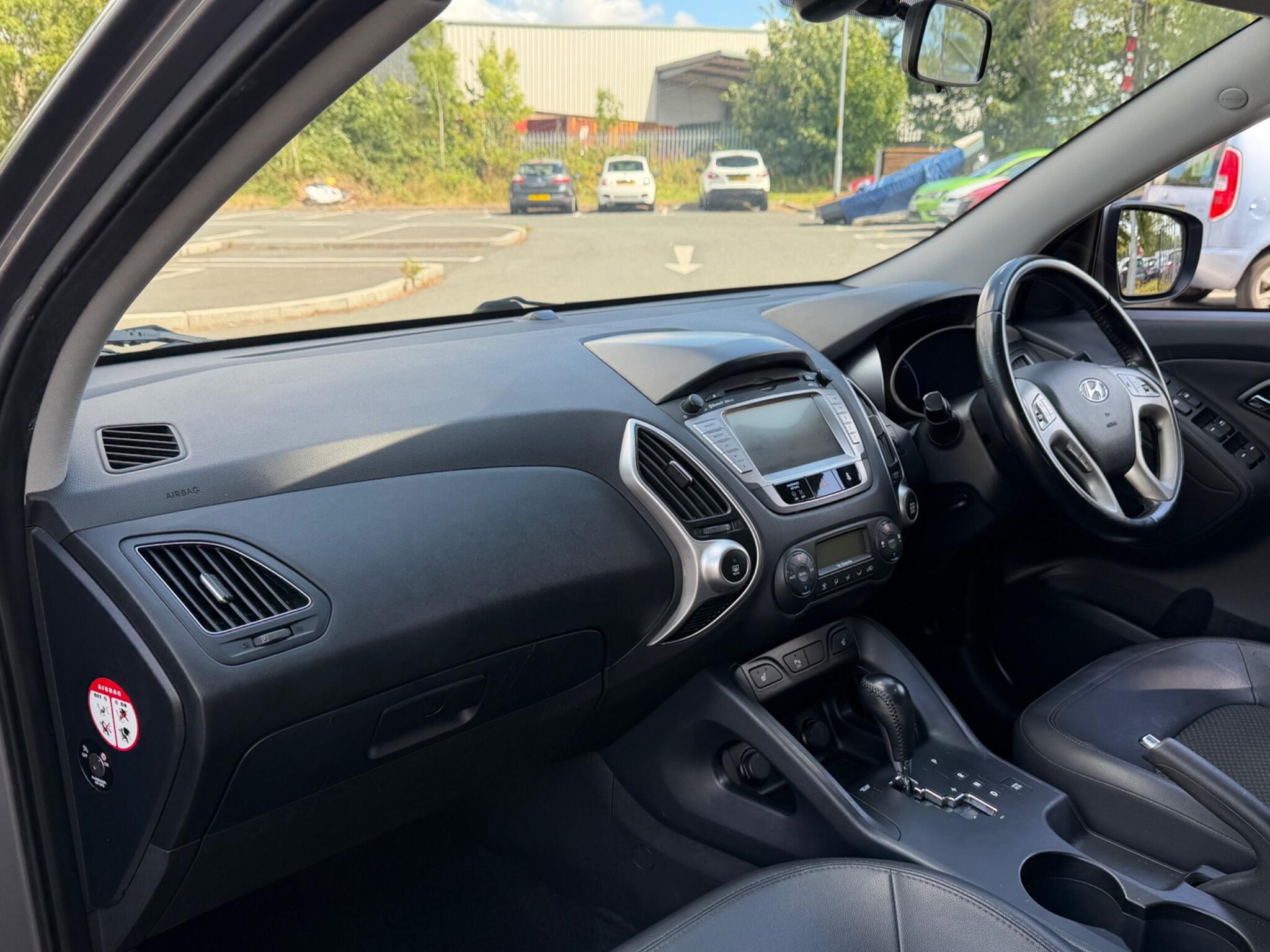 Hyundai ix35 - Image 23