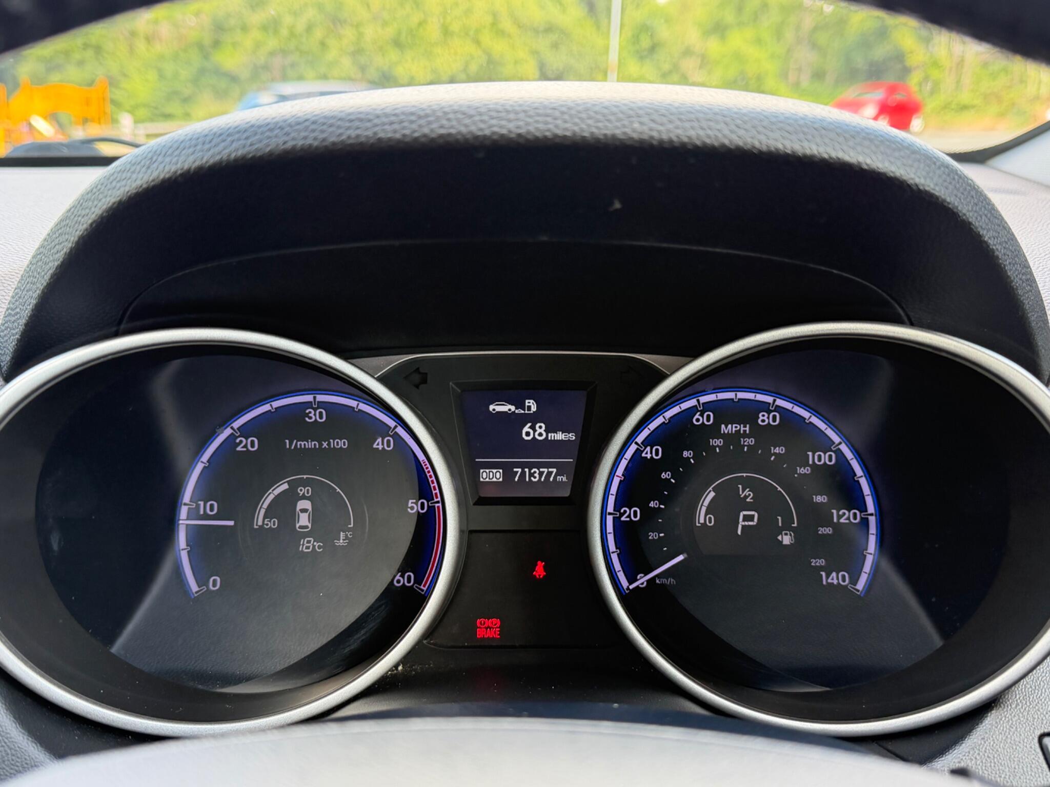 Hyundai ix35 - Image 27