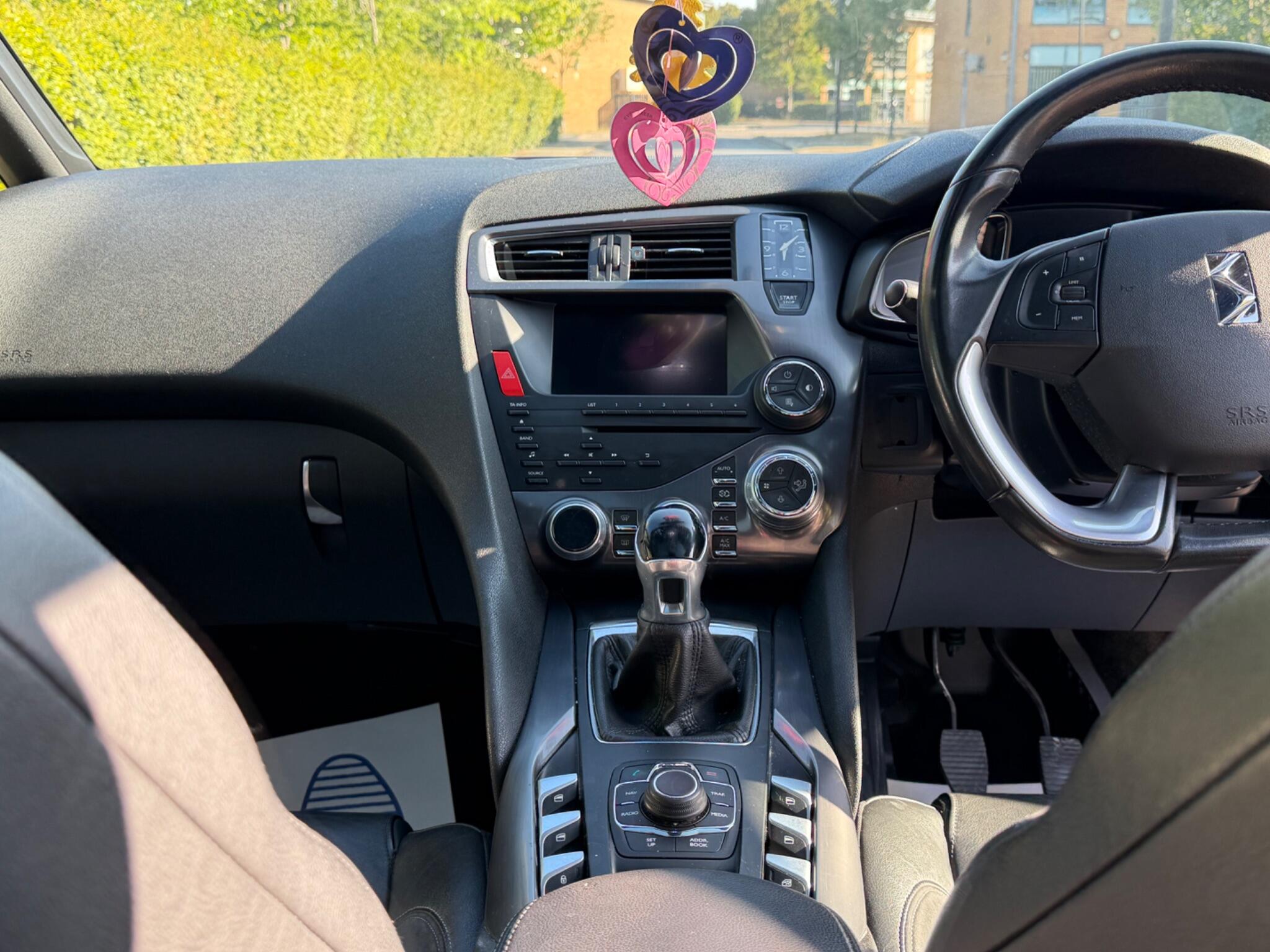Citroen DS5 - Image 22