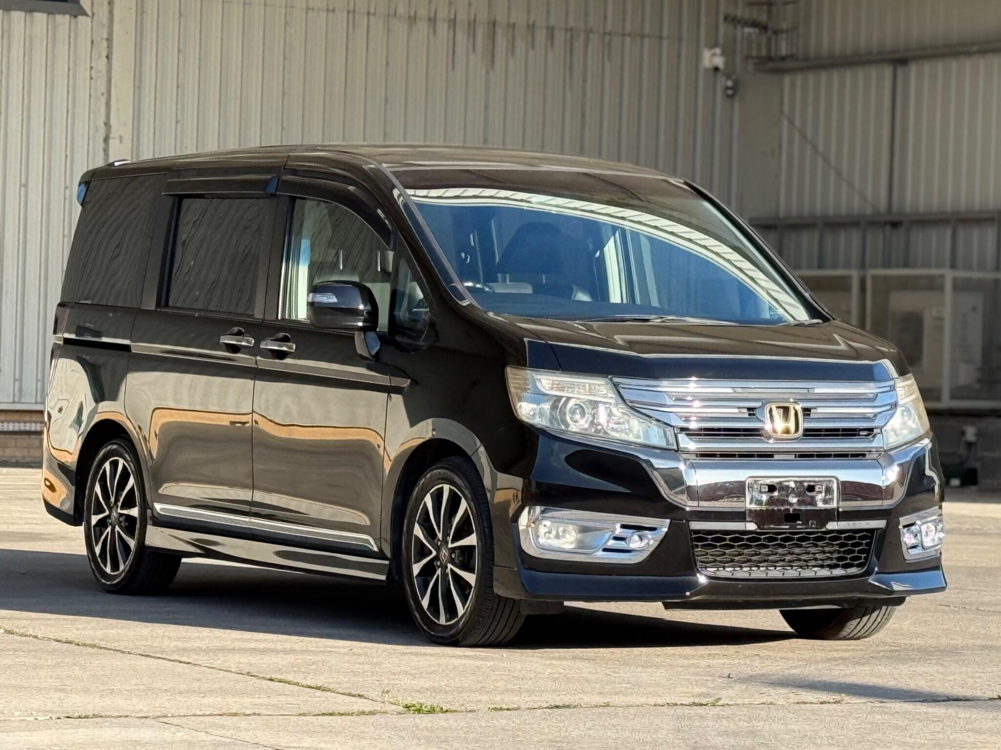 Honda Stepwagon - Image 7