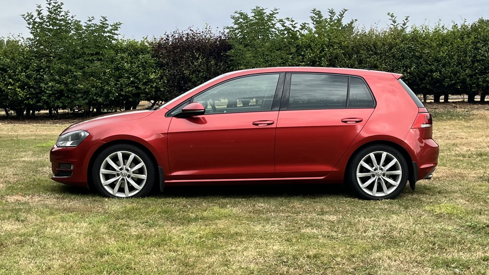 Volkswagen Golf - Image 17