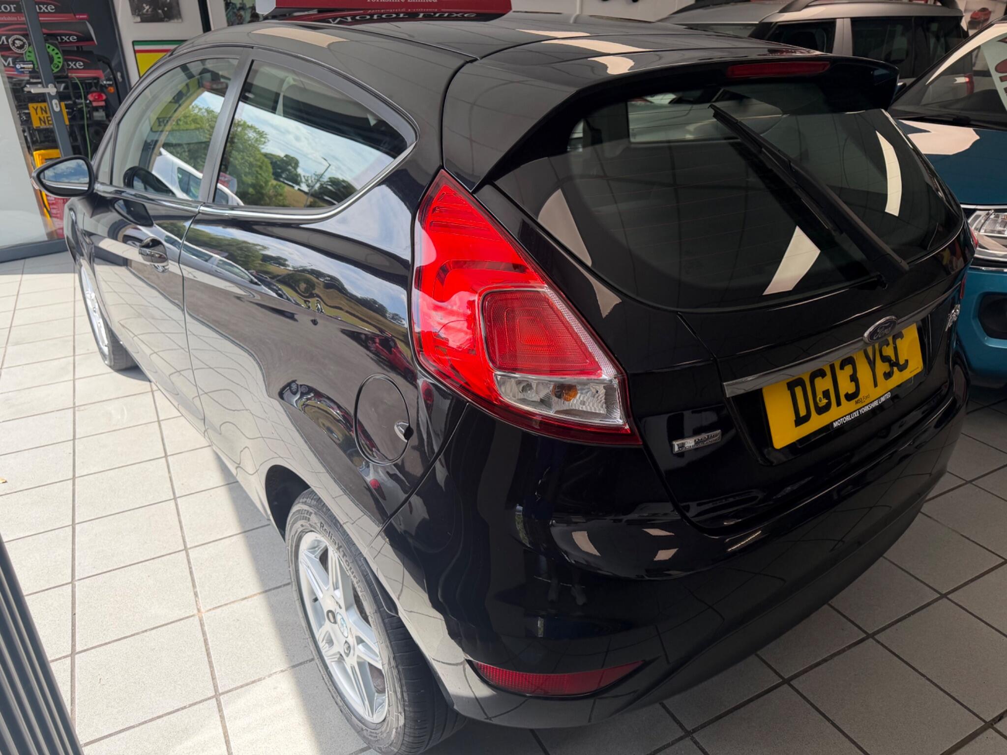 Ford Fiesta - Image 9