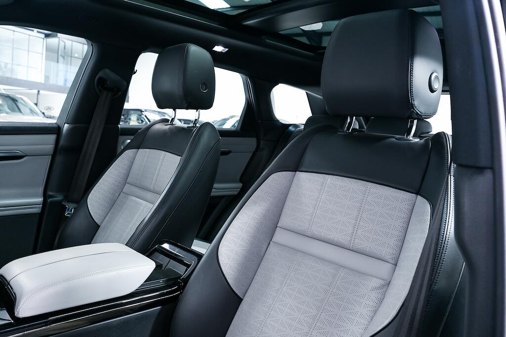Land Rover Range Rover Evoque - Image 10