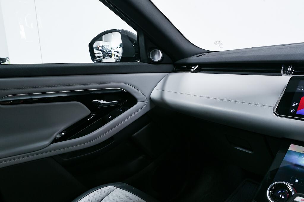 Land Rover Range Rover Evoque - Image 11