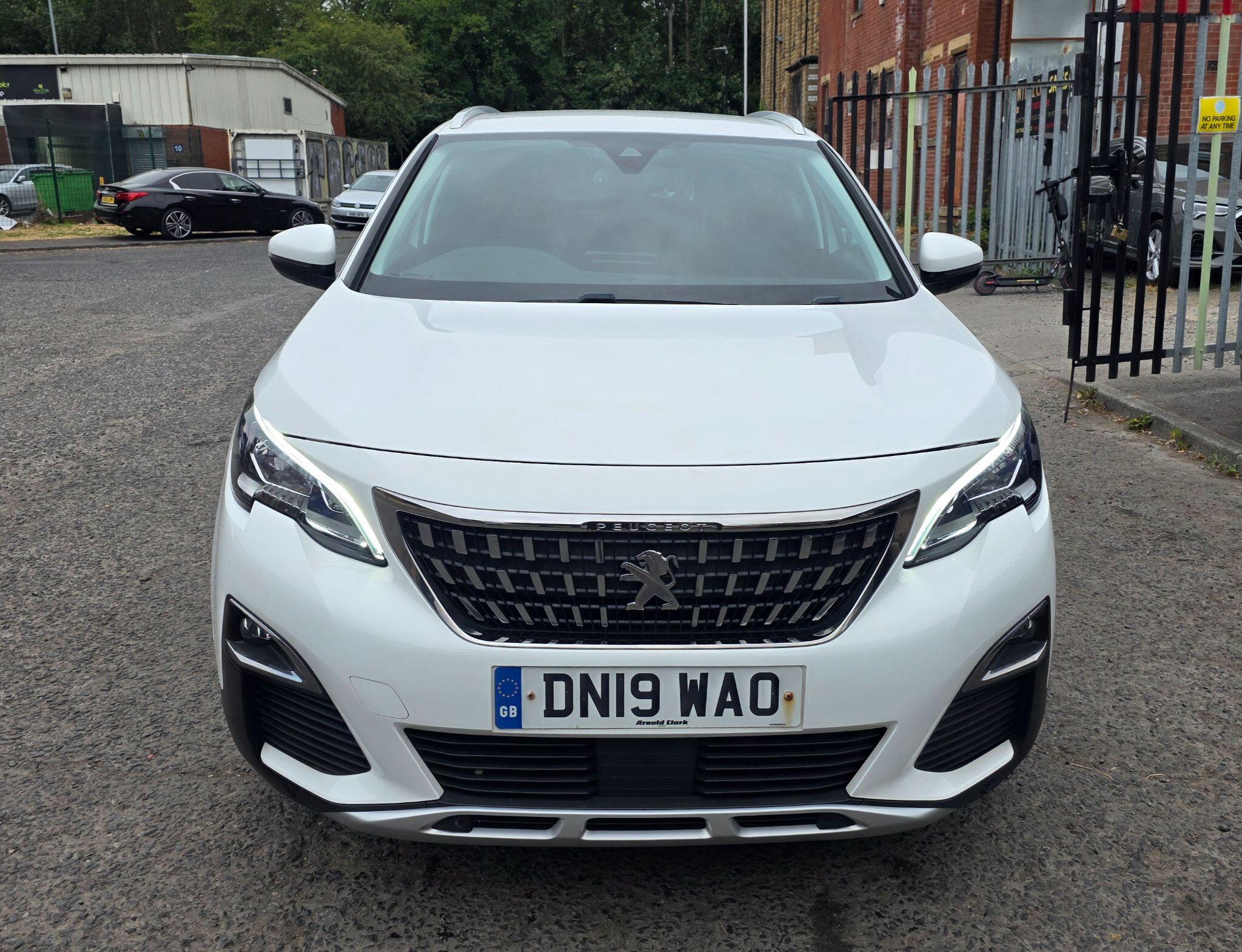 Peugeot 3008 - Image 2