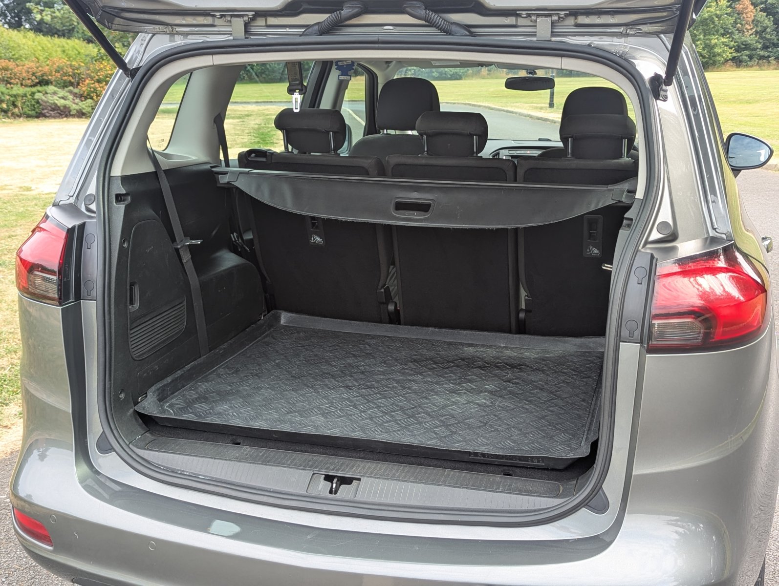 Vauxhall Zafira Tourer - Image 10