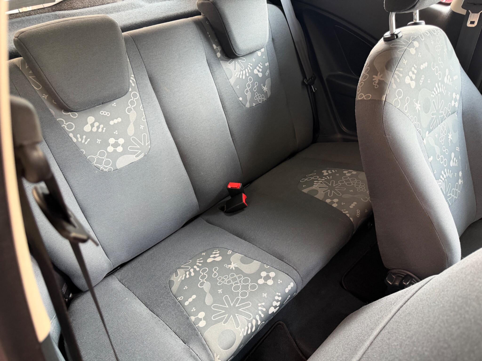 Ford KA - Image 6