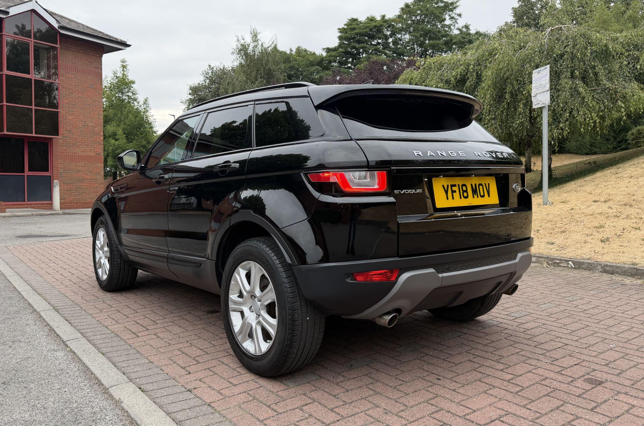 Land Rover Range Rover Evoque - Image 8