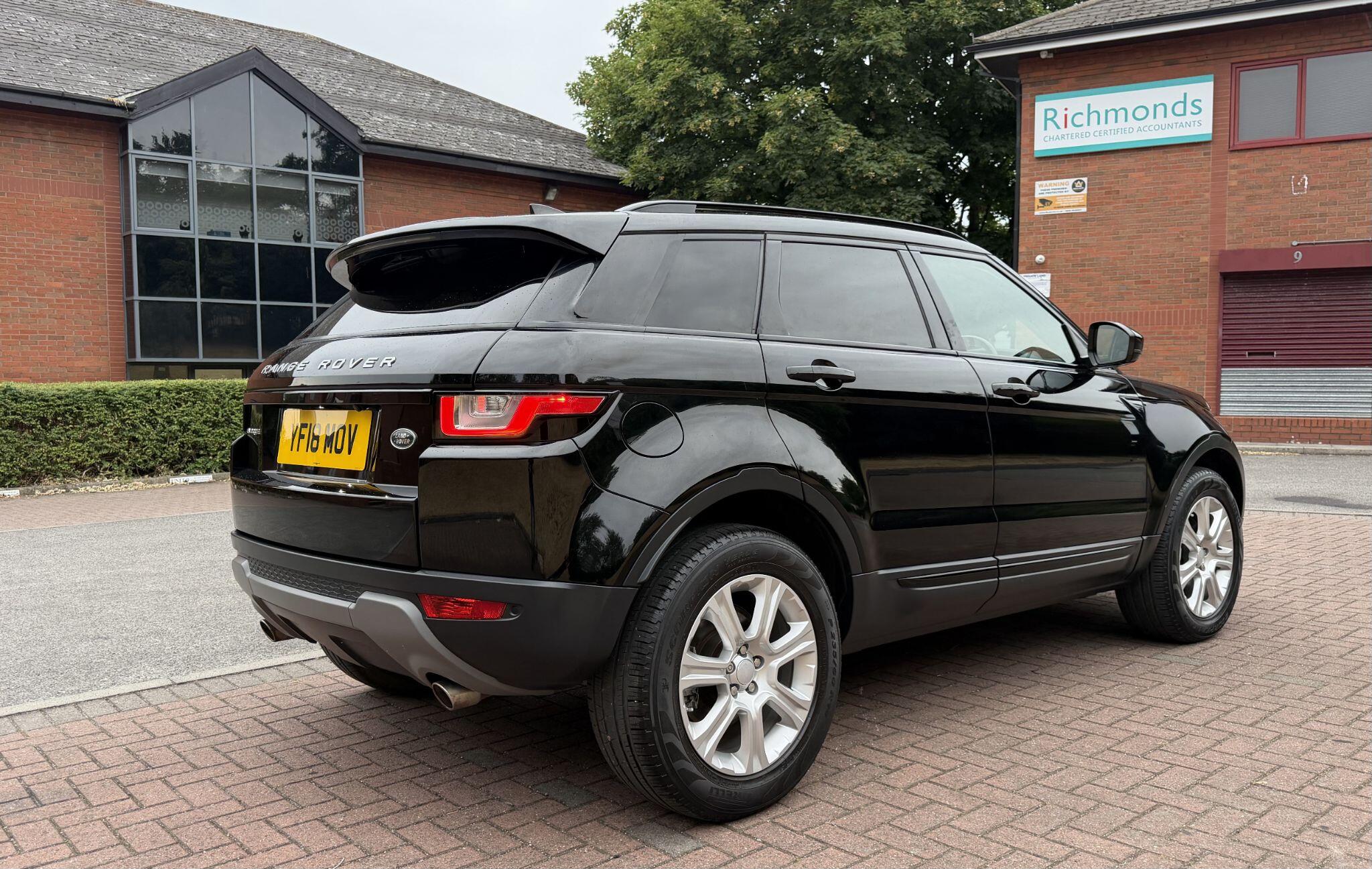 Land Rover Range Rover Evoque - Image 15