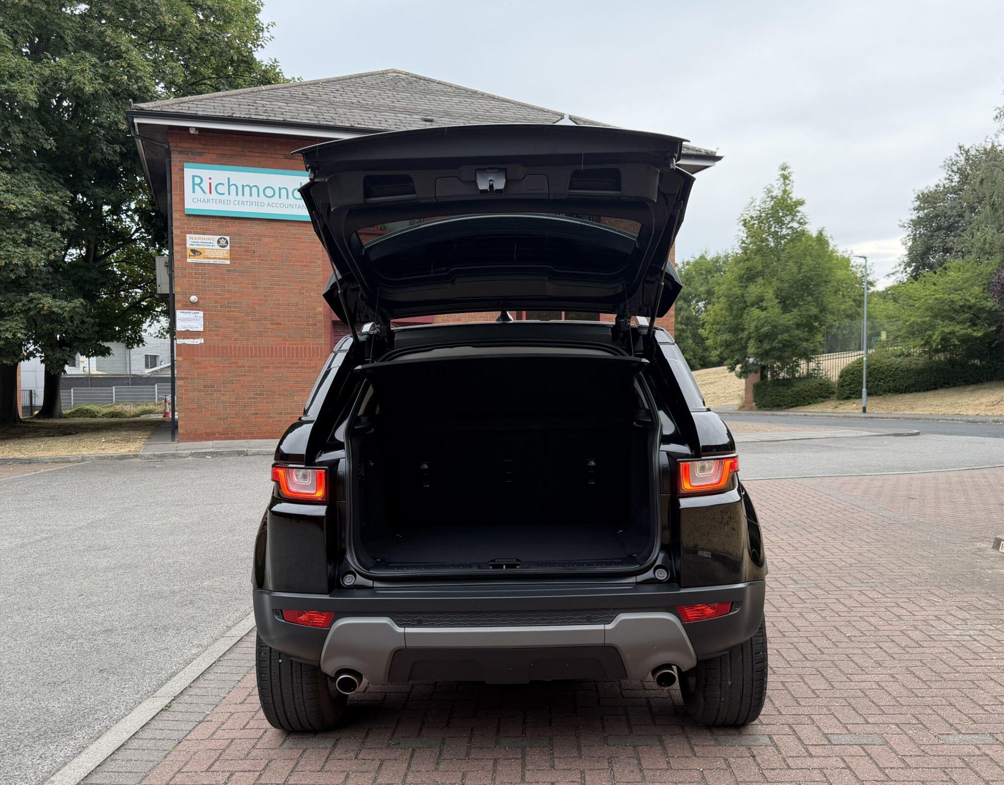Land Rover Range Rover Evoque - Image 14