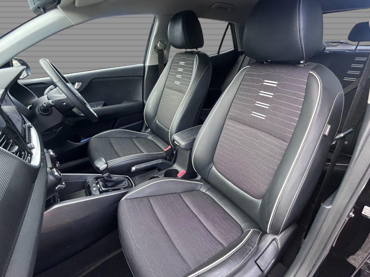 Kia Stonic - Image 11