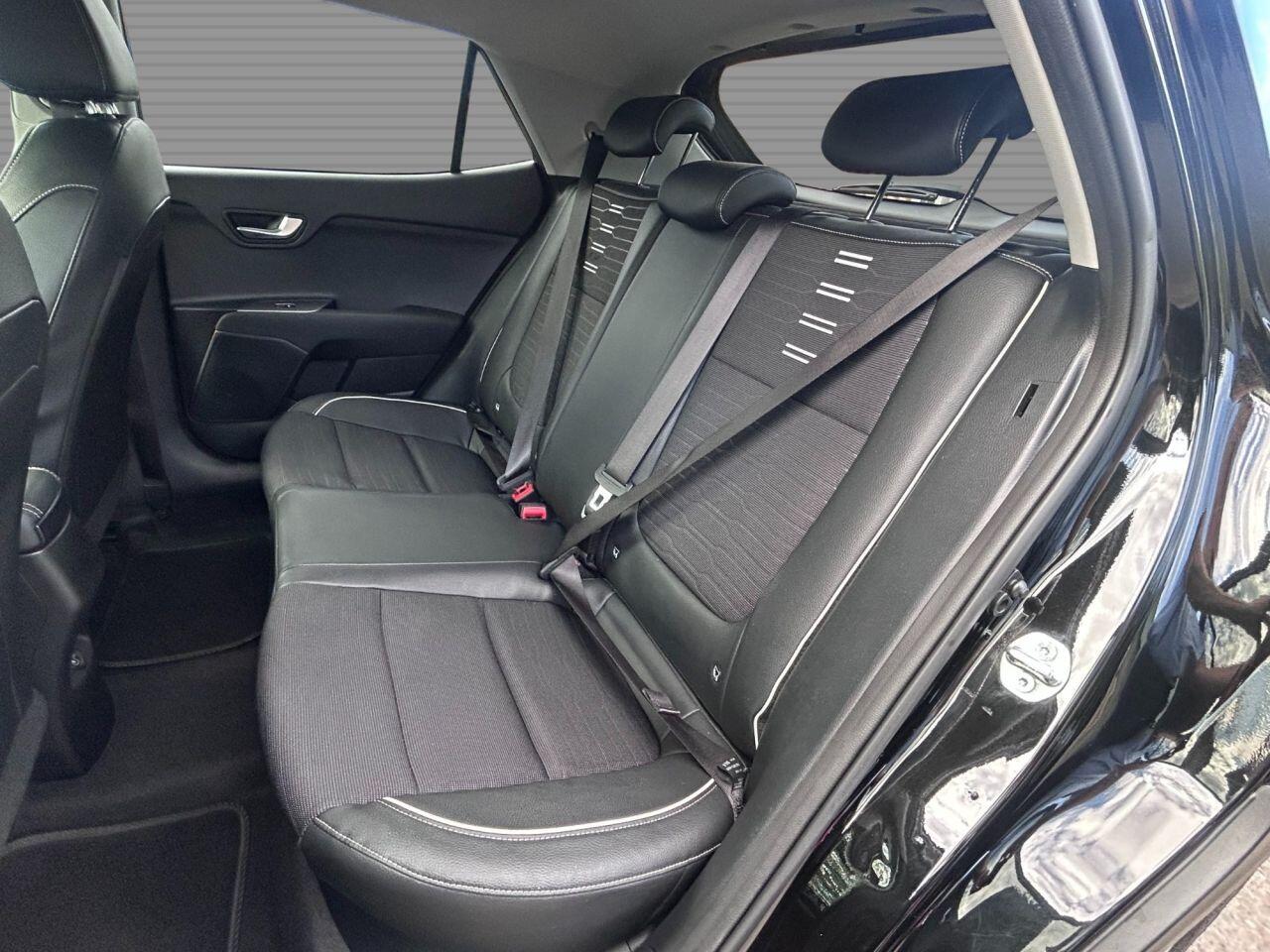 Kia Stonic - Image 12