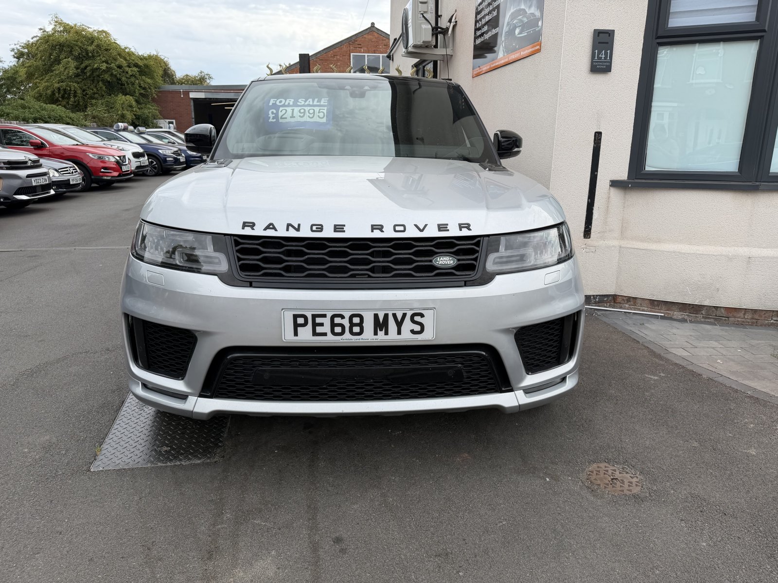 Land Rover RANGE ROVER SPORT - Image 2