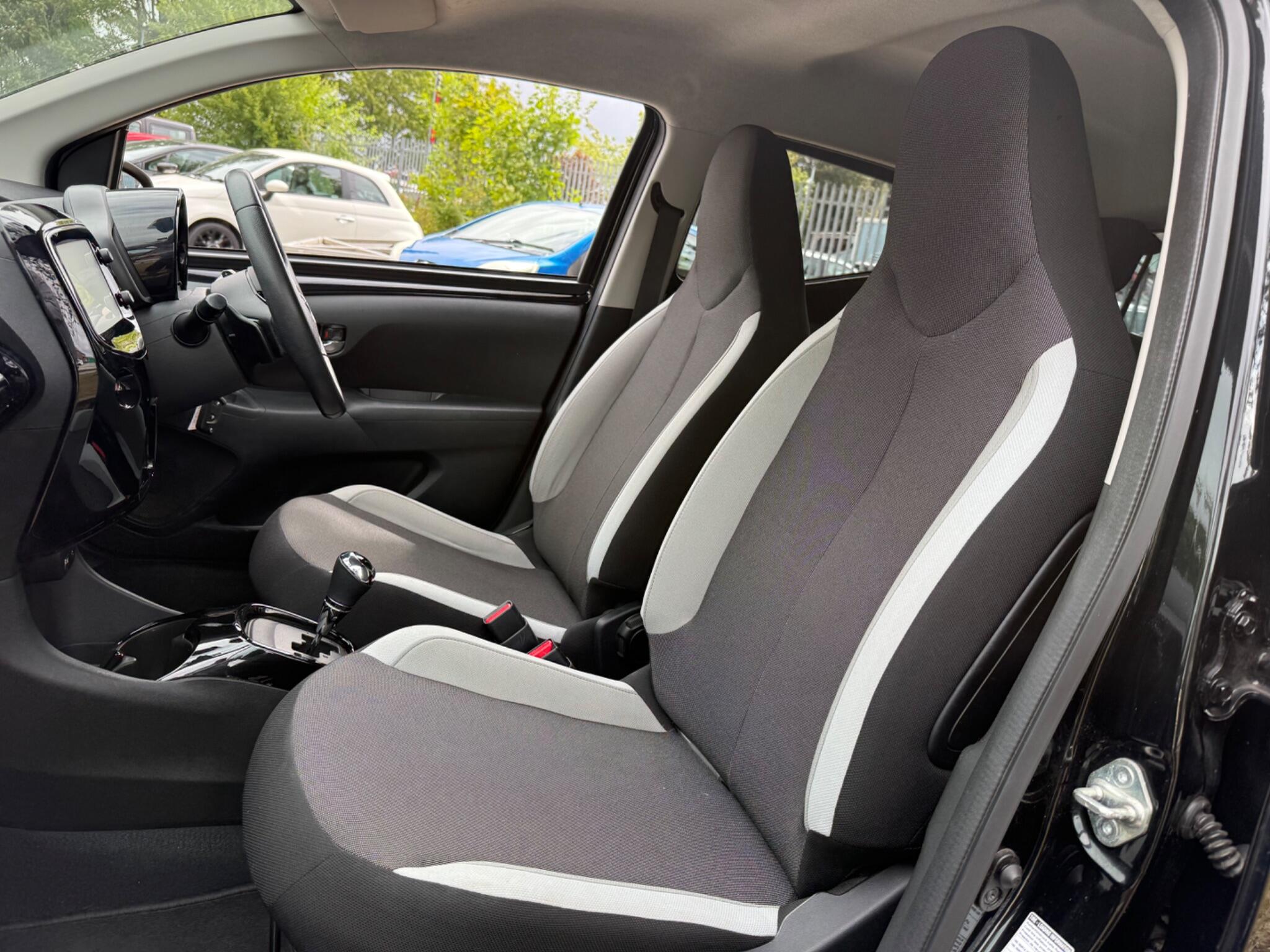 Toyota Aygo - Image 38