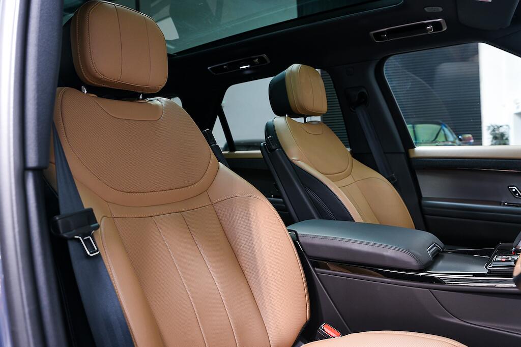 Land Rover RANGE ROVER SPORT - Image 10